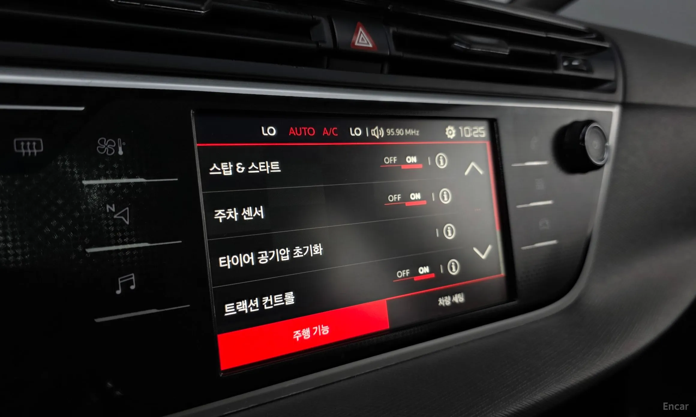 Citroën/DS Grand C4 Picasso превью 16