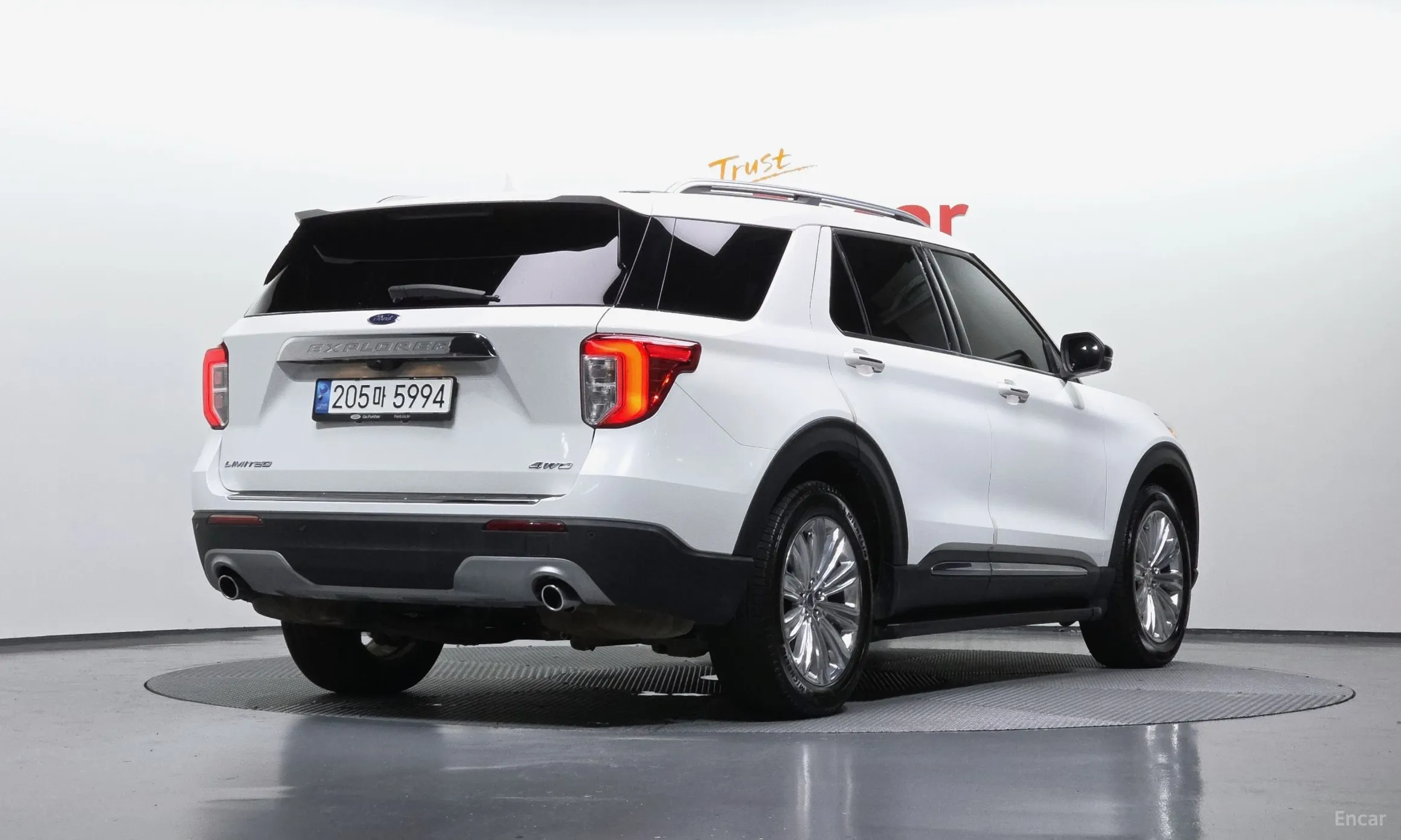 Ford Explorer 6th Generation превью 2