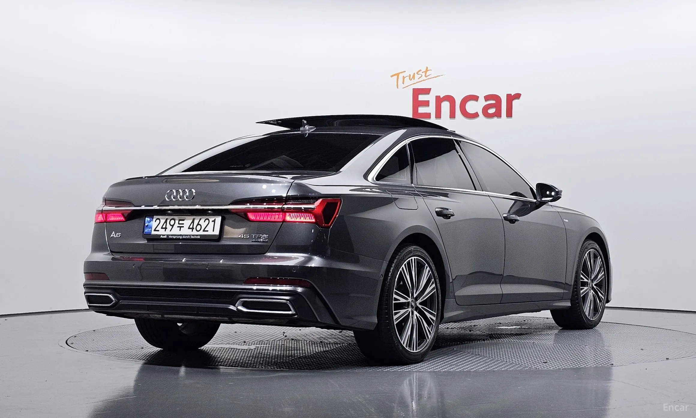 Audi A6 (C8)