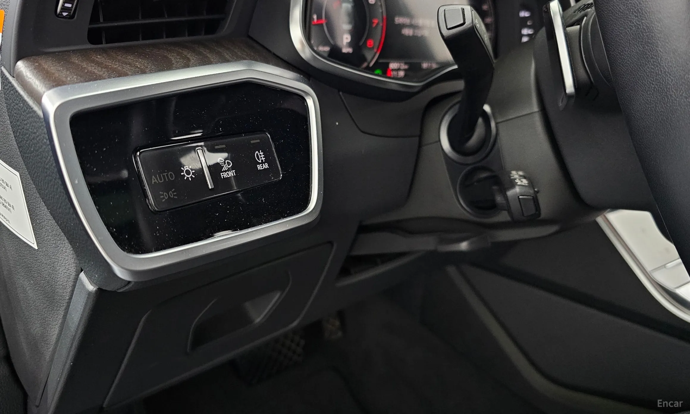 Audi A6 (C8) превью 17