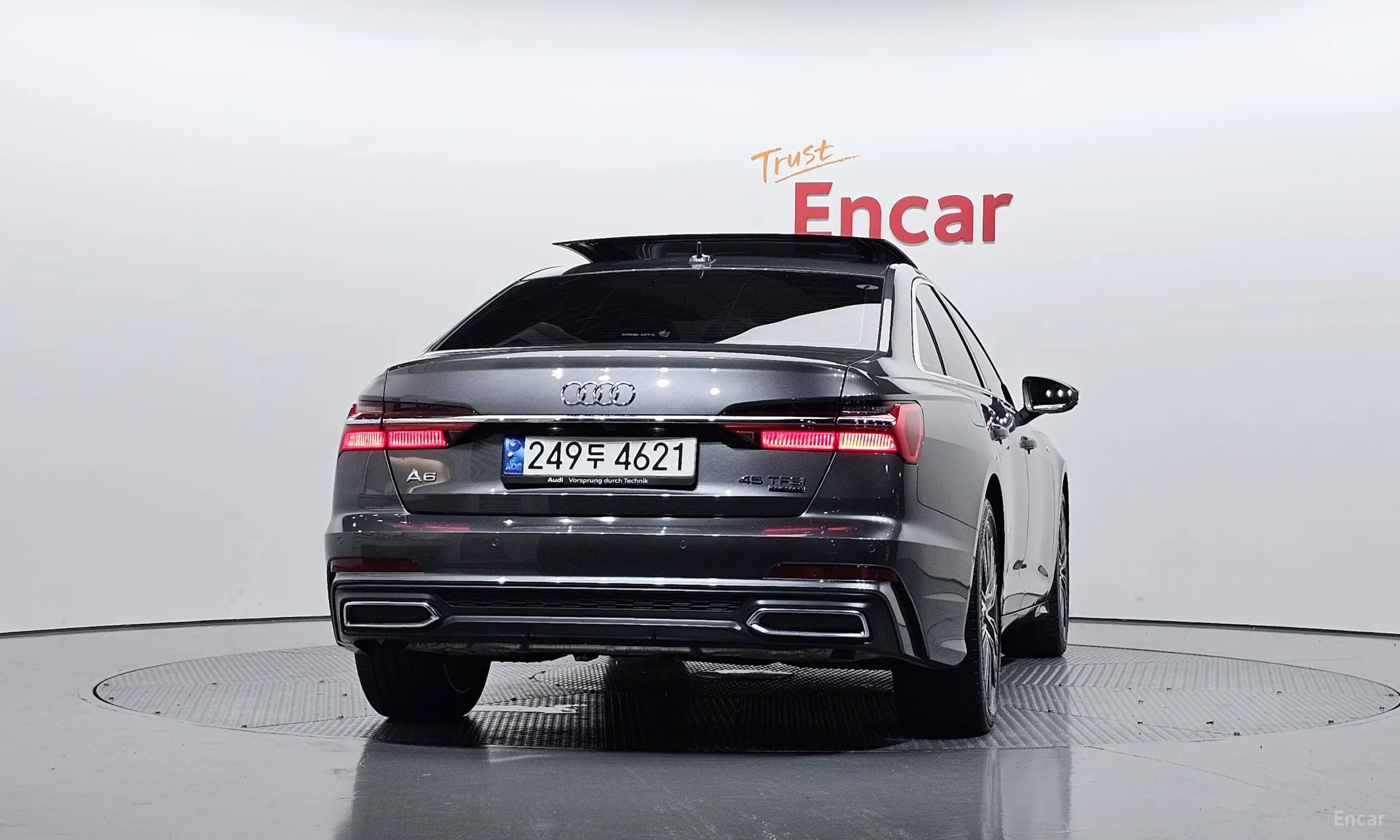 Audi A6 (C8) превью 4