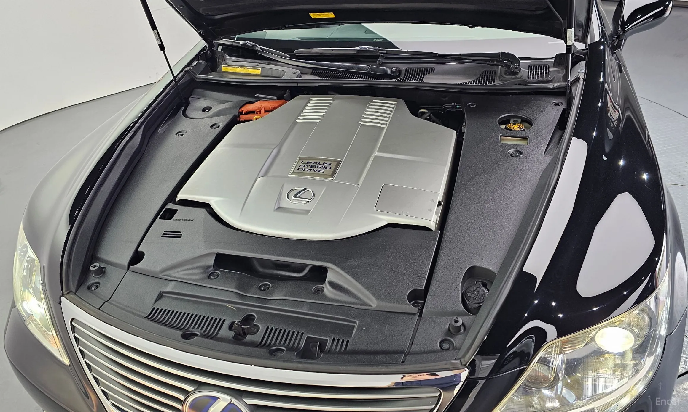 Lexus LS600hL превью 6