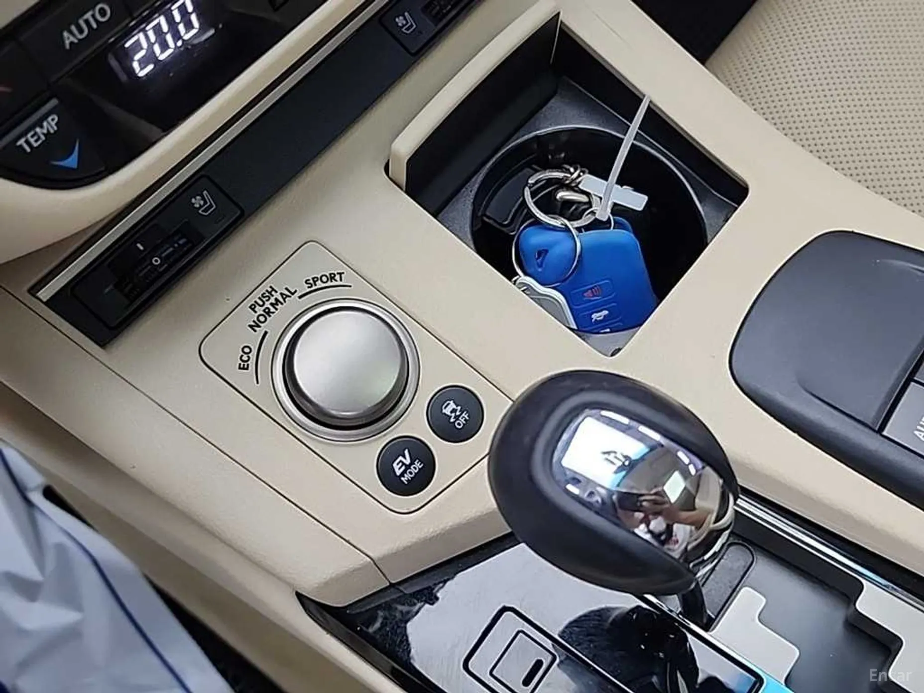 Lexus New ES300h превью 16