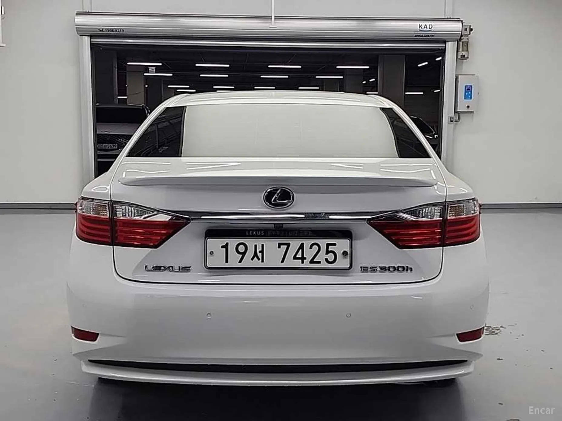Lexus New ES300h превью 4