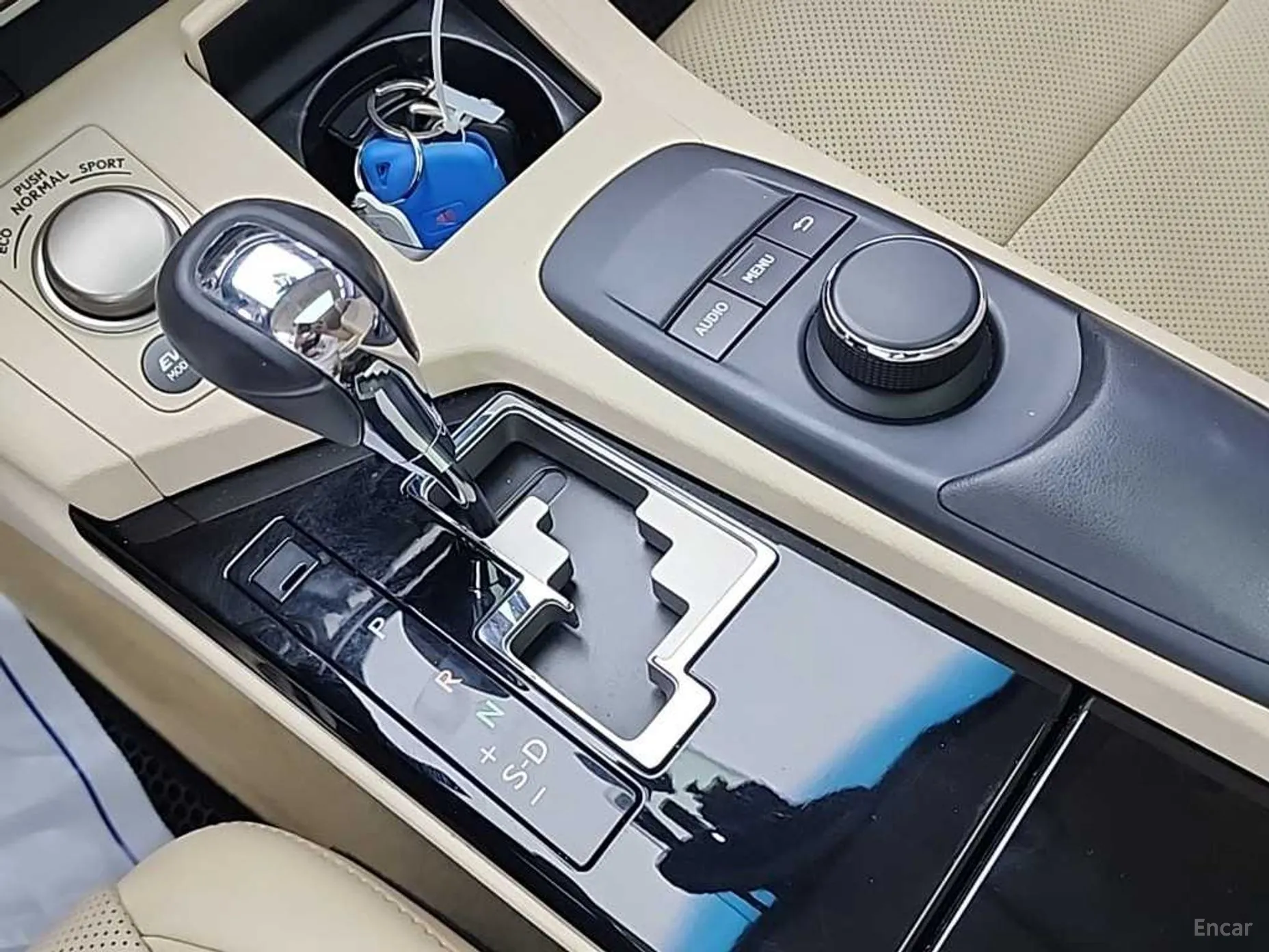 Lexus New ES300h превью 9
