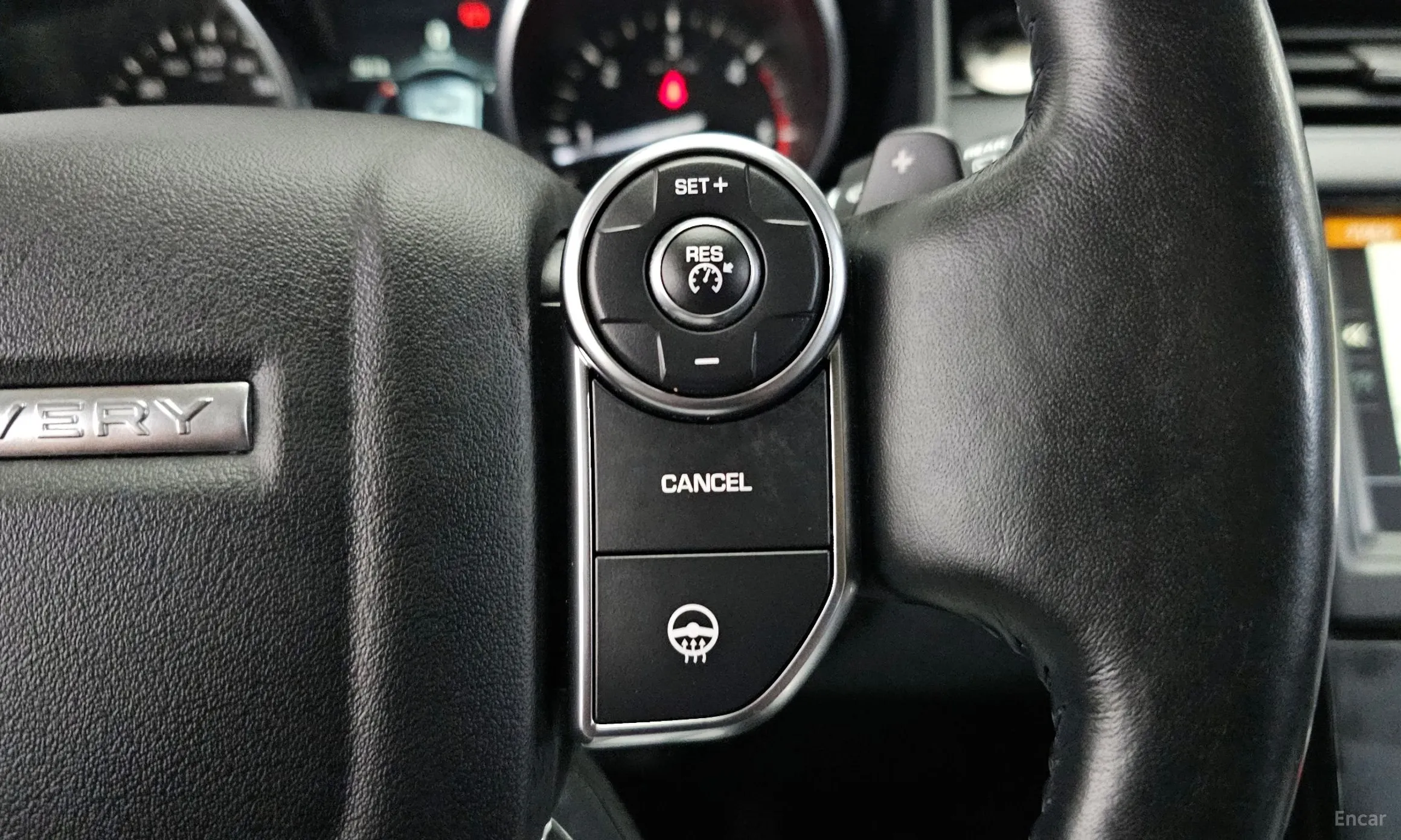 Land Rover Discovery 5 превью 17