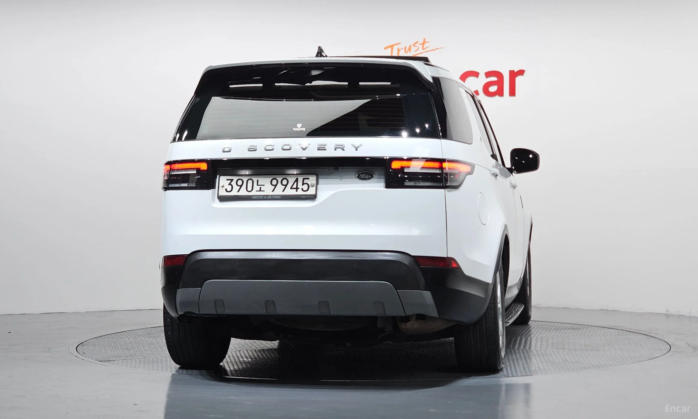 Land Rover Discovery 5 превью 4