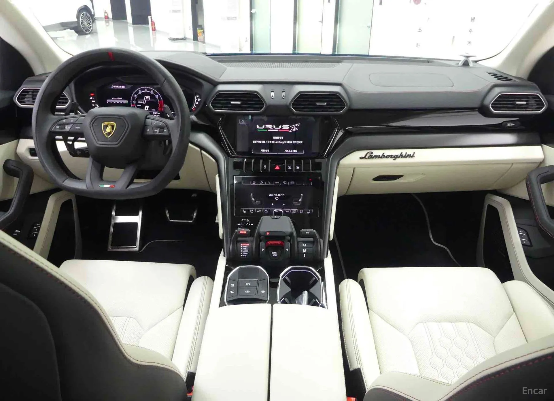 Lamborghini Urus превью 4