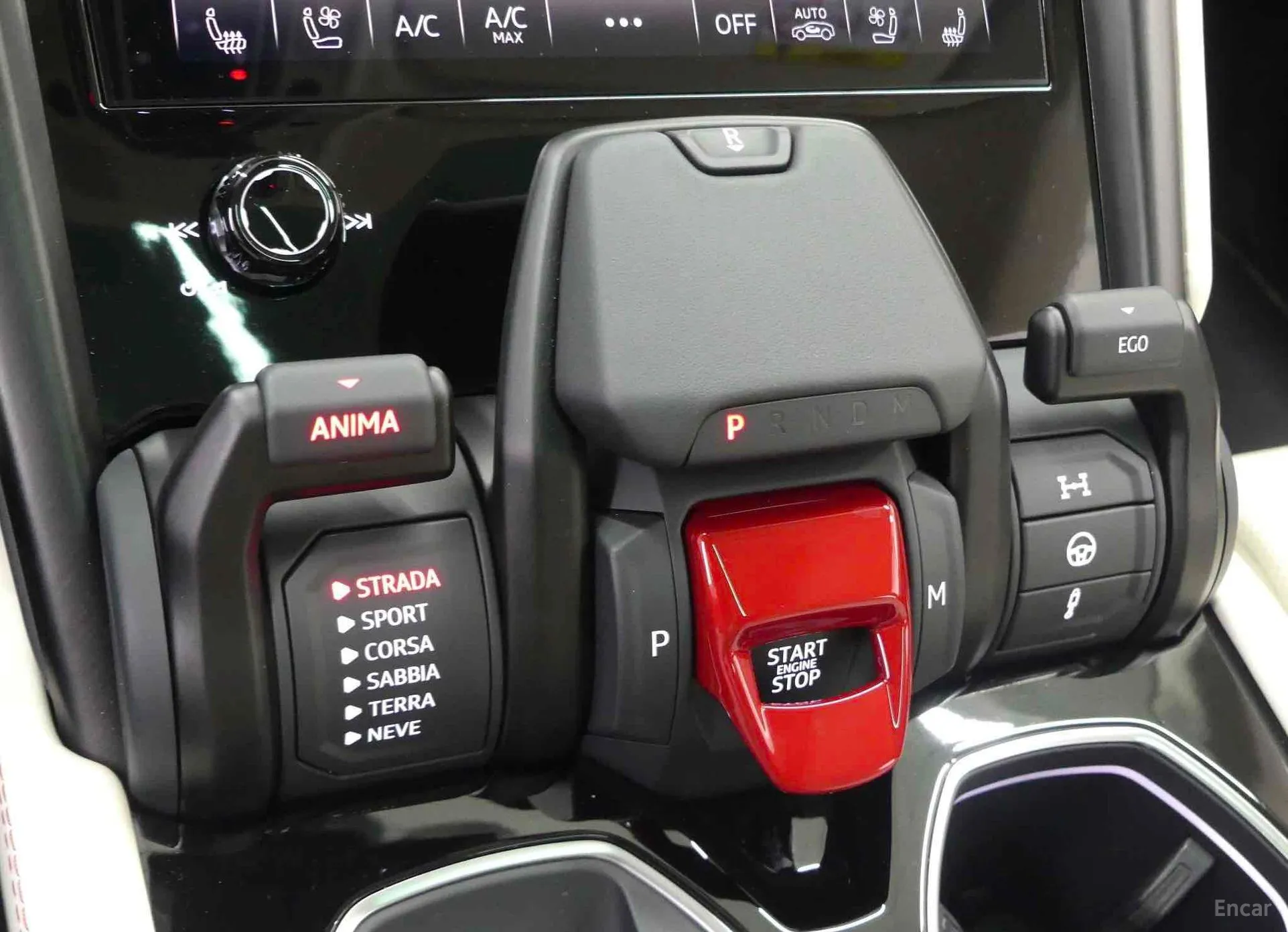 Lamborghini Urus превью 7