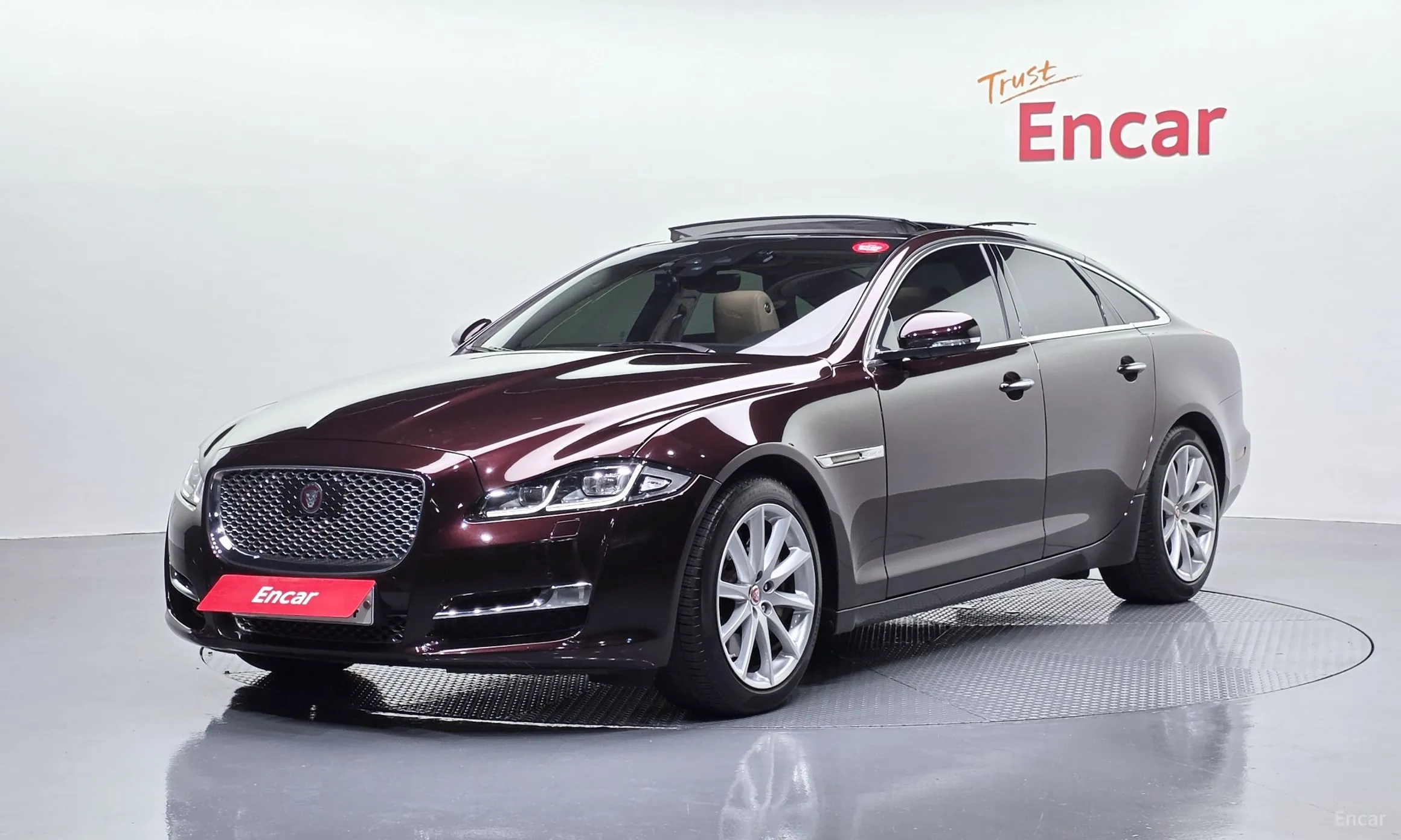 Jaguar All New XJ