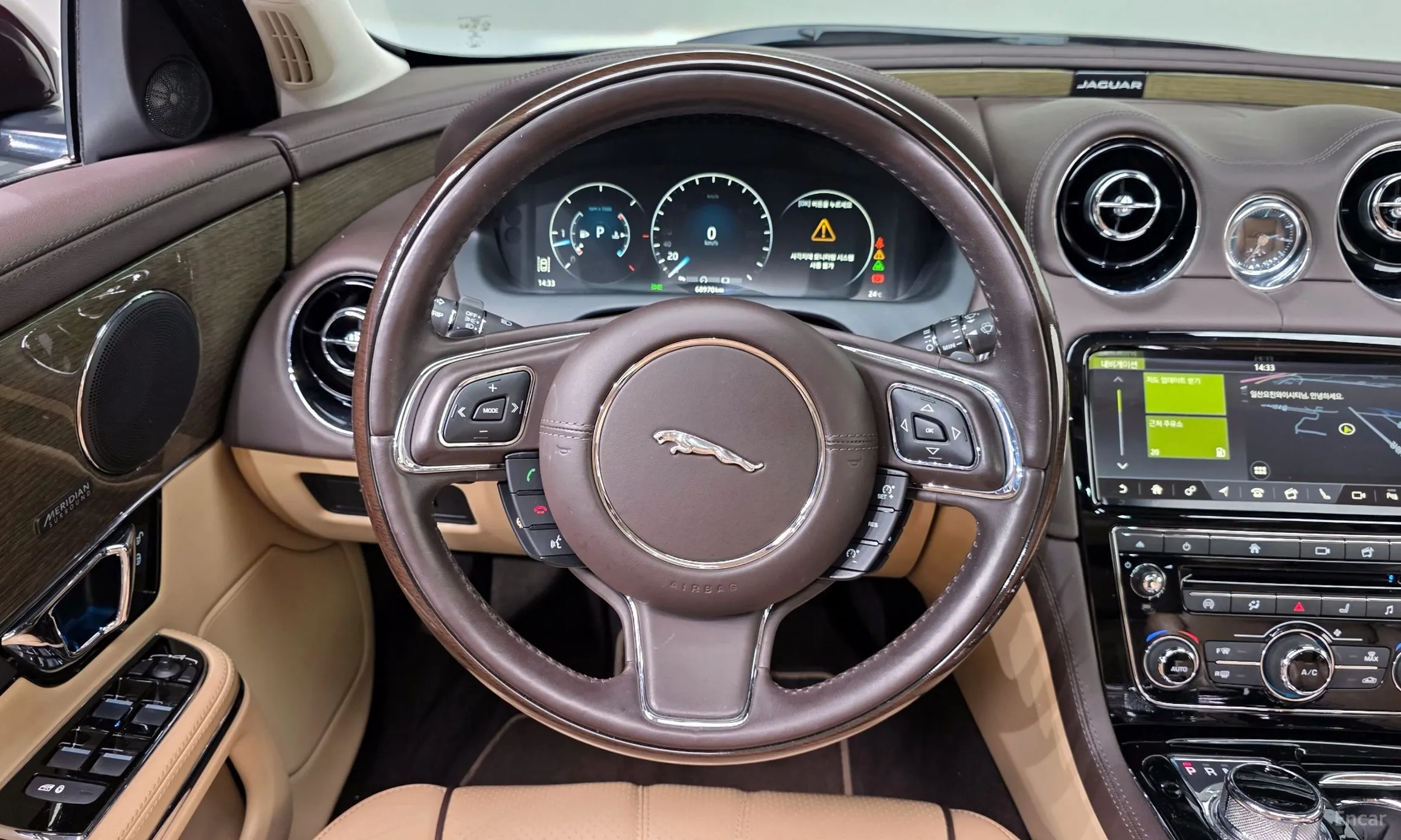Jaguar All New XJ превью 13