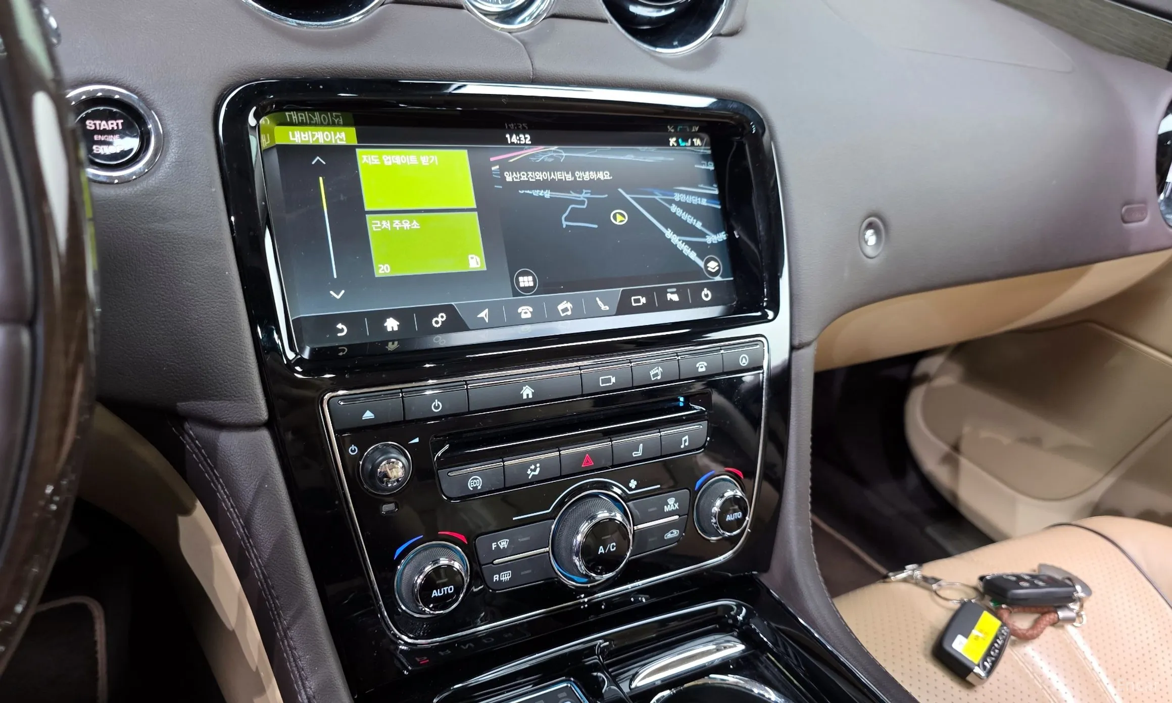 Jaguar All New XJ превью 15