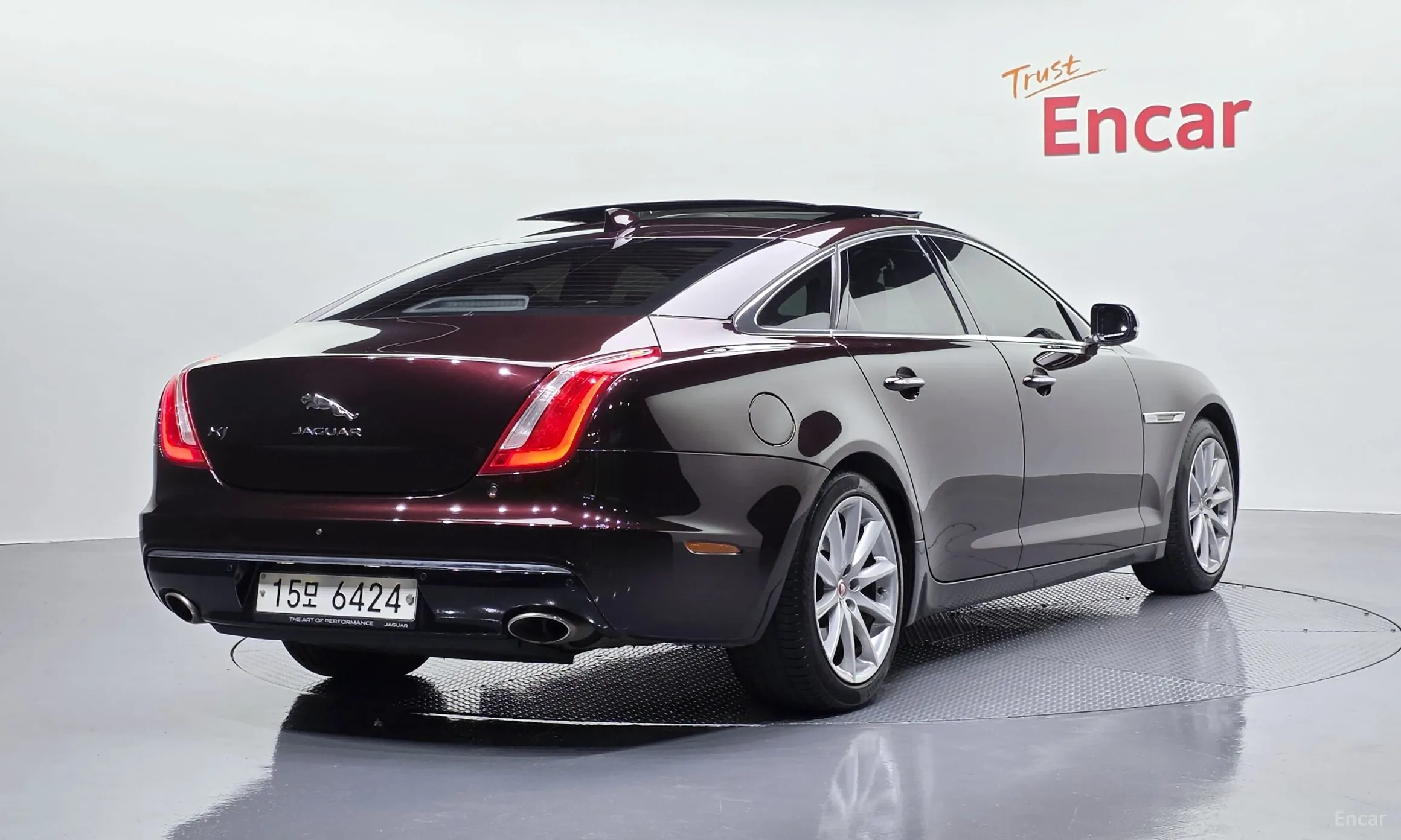 Jaguar All New XJ