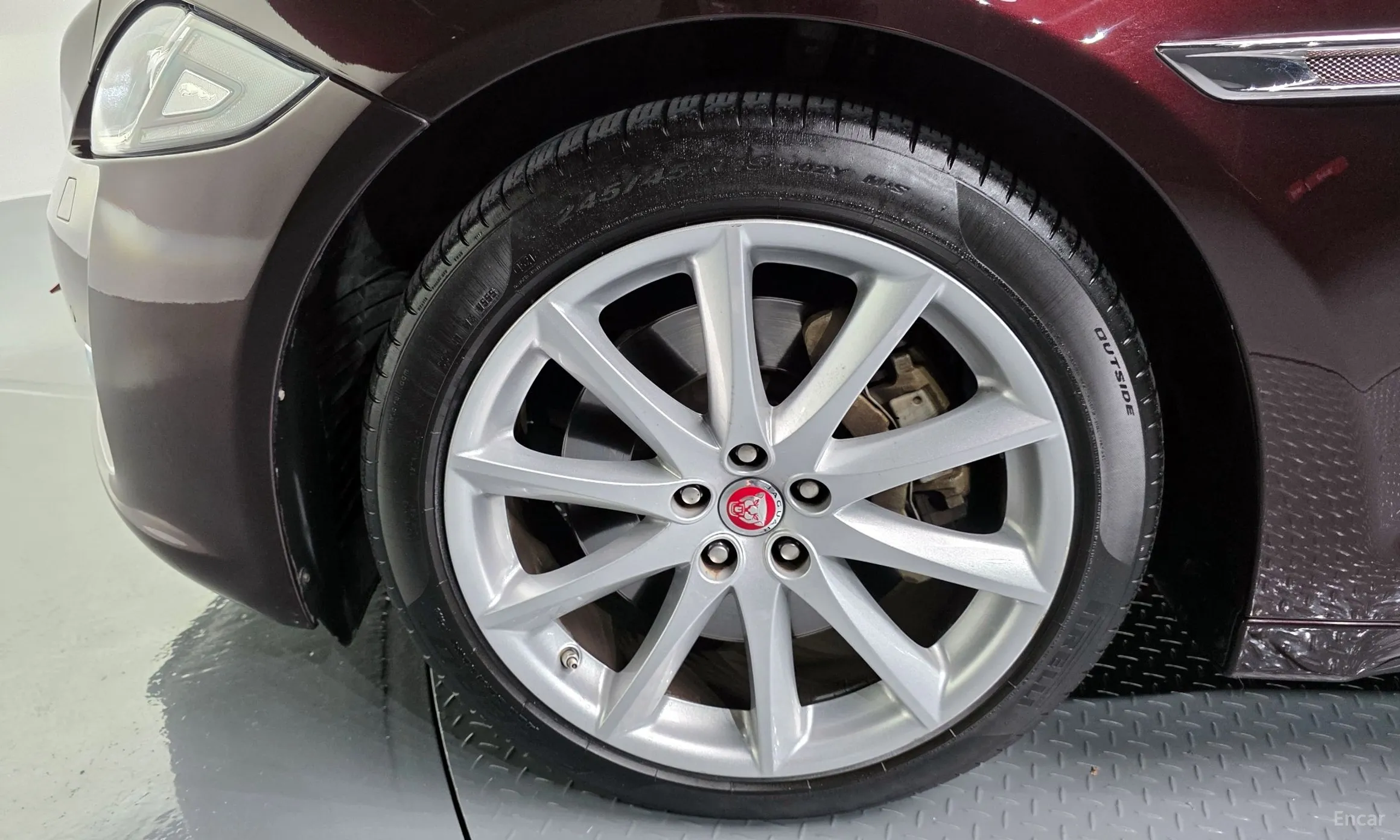Jaguar All New XJ превью 5