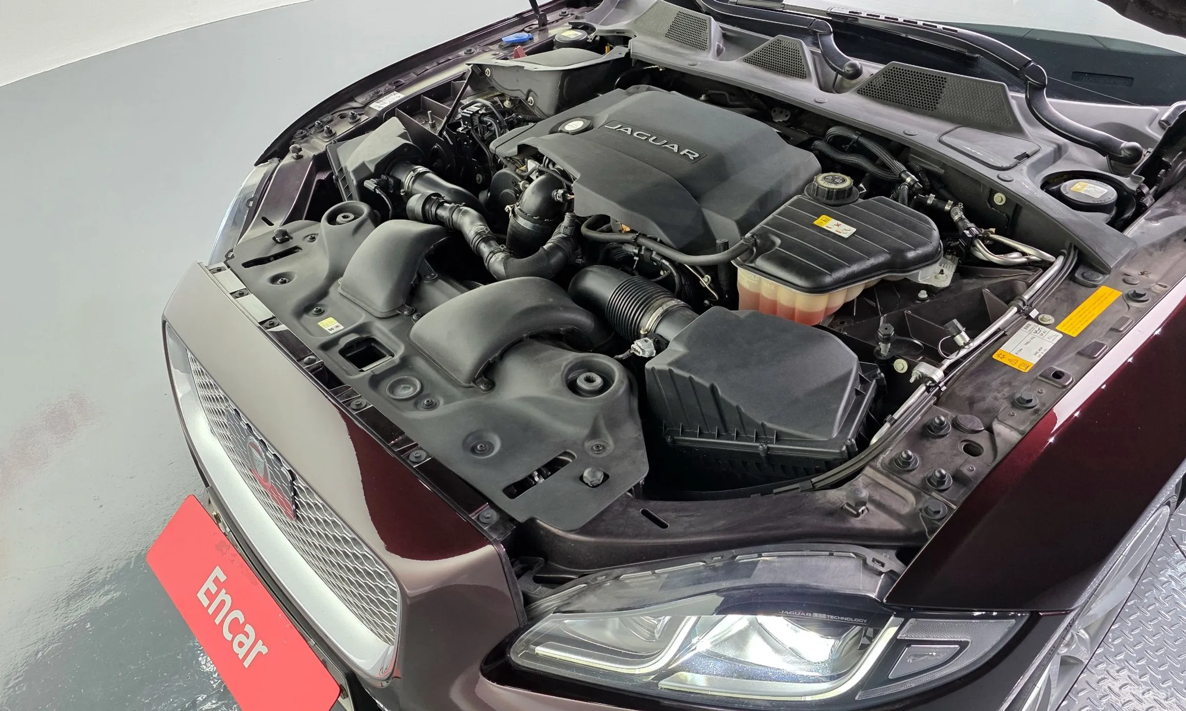 Jaguar All New XJ превью 6