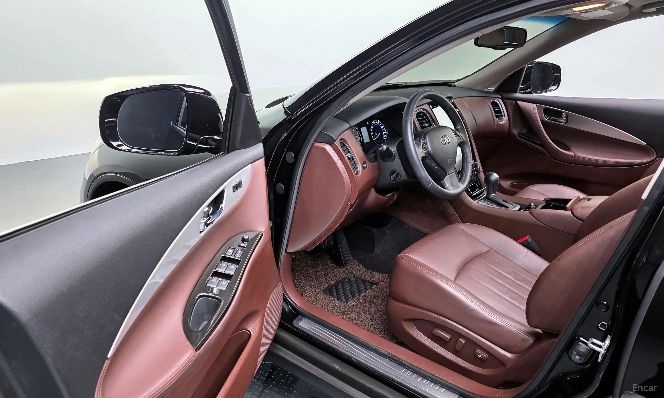 Infiniti QX50 превью 10