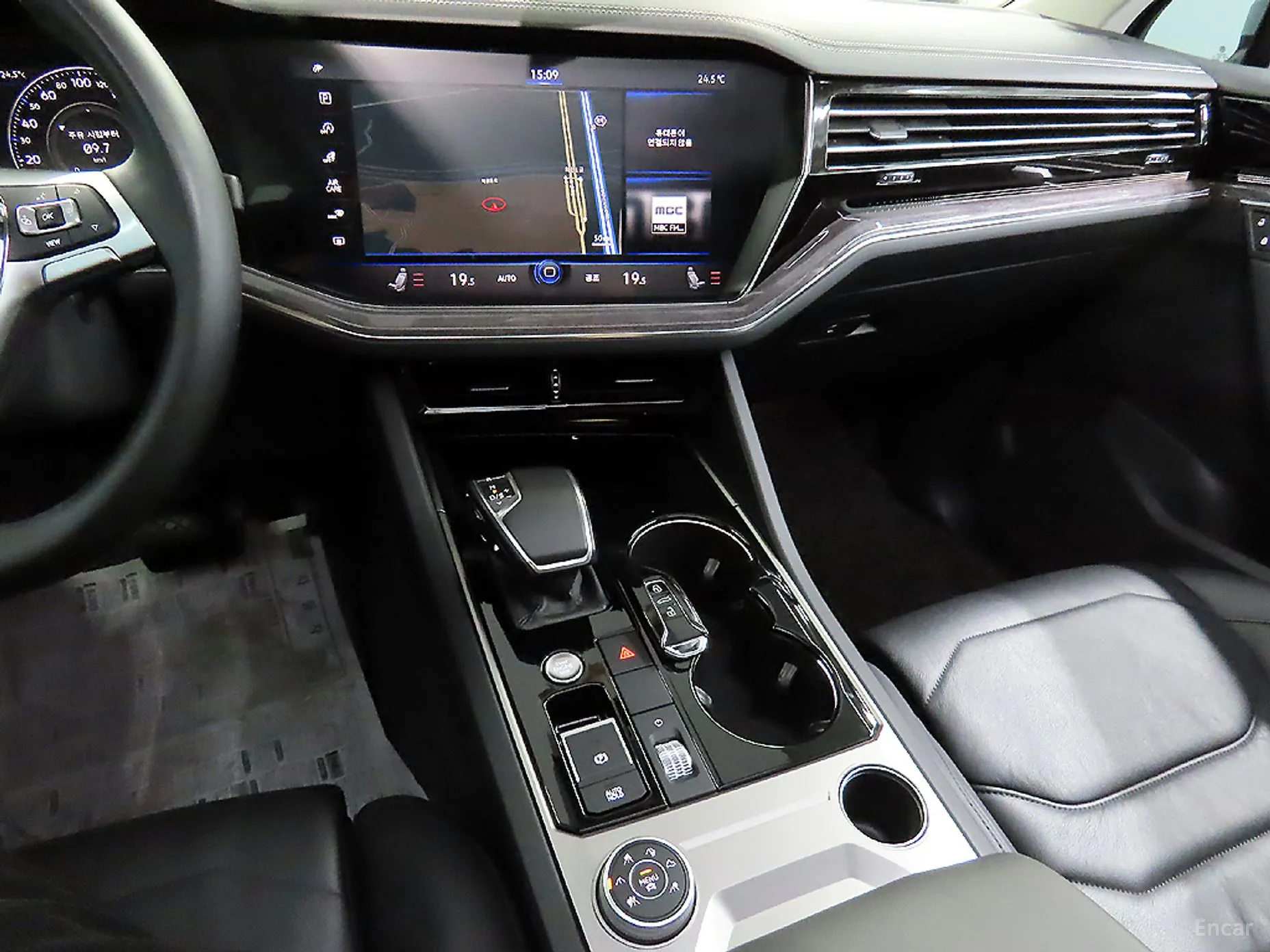 Volkswagen Touareg 3rd Generation превью 18