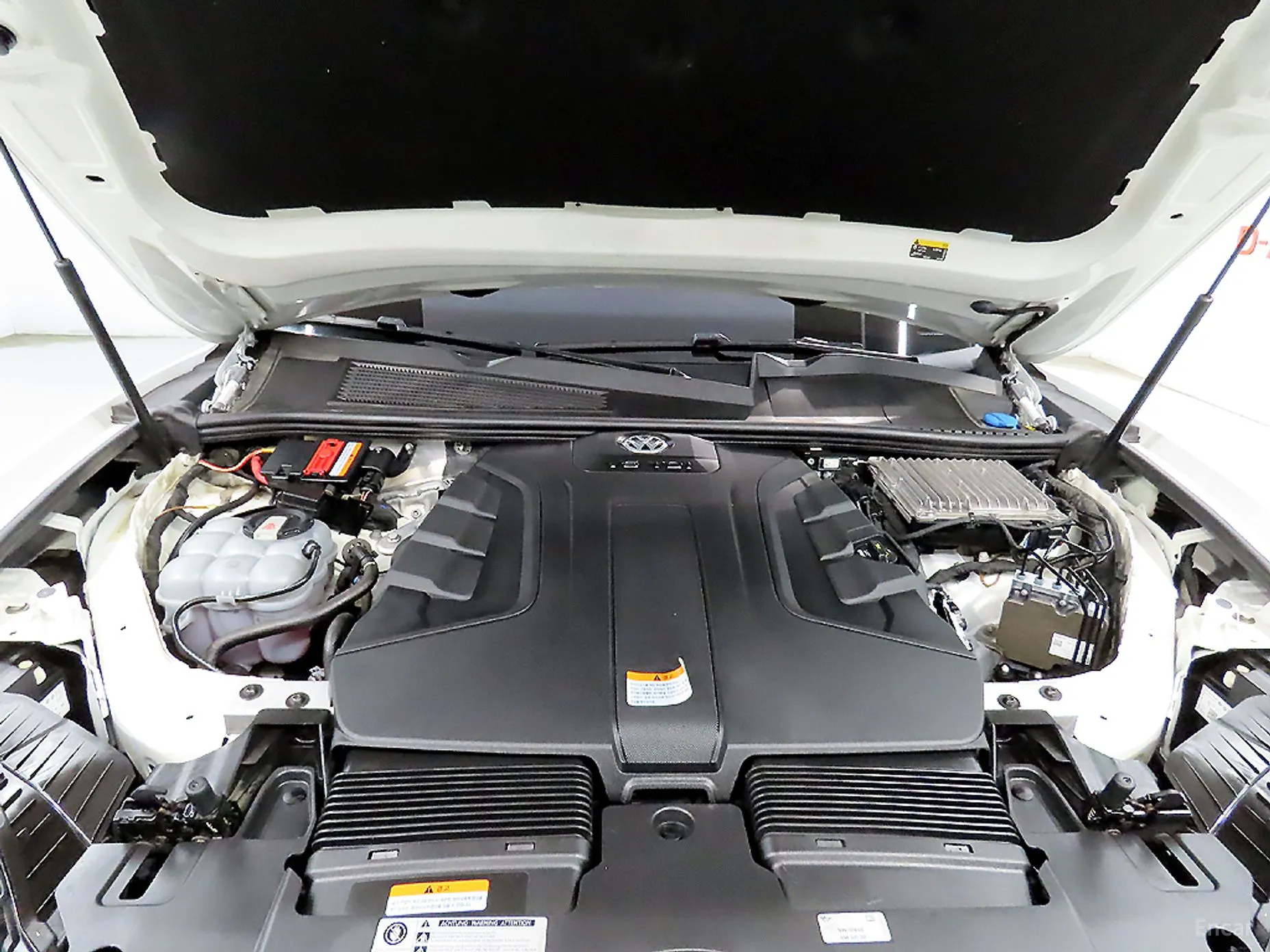 Volkswagen Touareg 3rd Generation превью 6