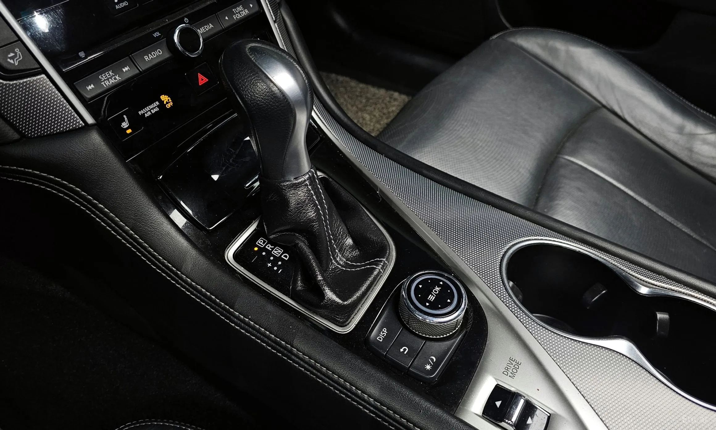 Infiniti Q50 превью 9