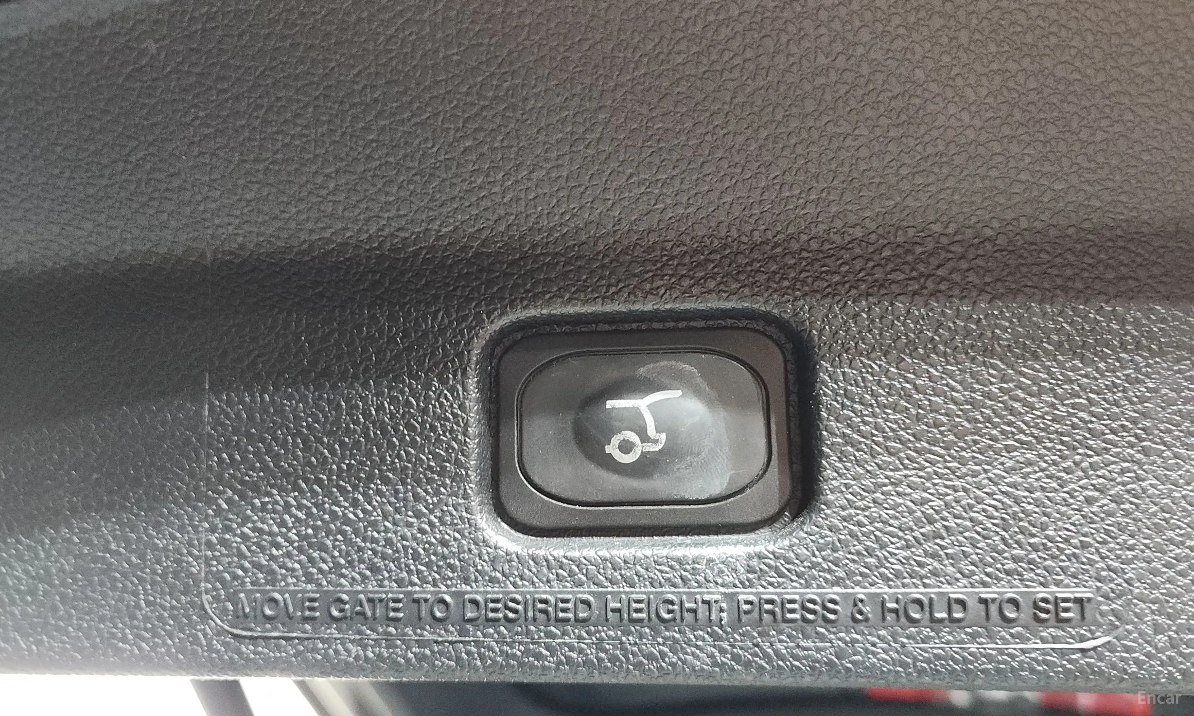 Ford Explorer превью 18
