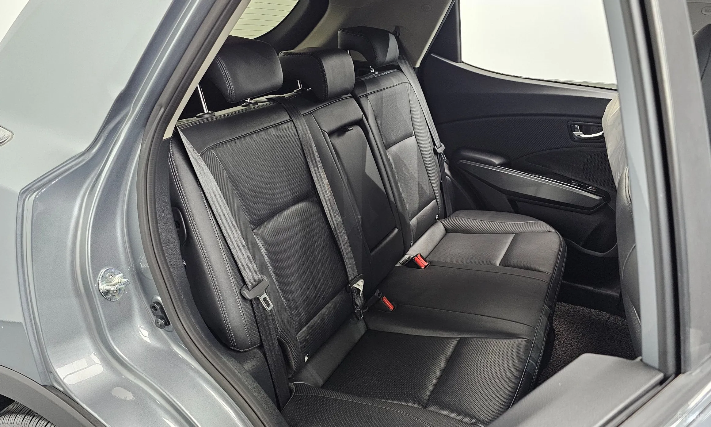KG Mobility (SsangYong) Berry New Tivoli превью 11