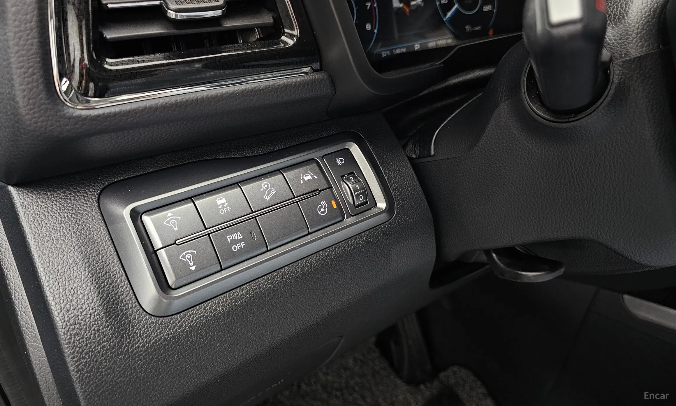 KG Mobility (SsangYong) Berry New Tivoli превью 16