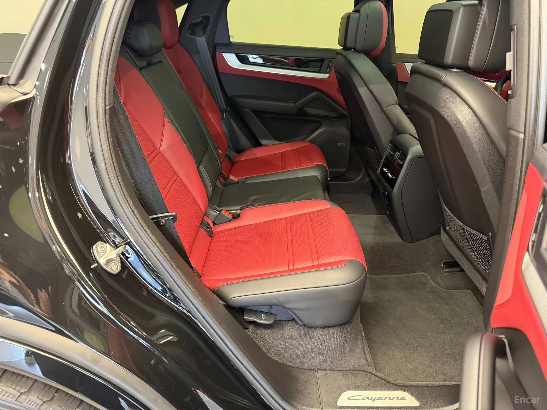Porsche Cayenne (PO536) превью 10