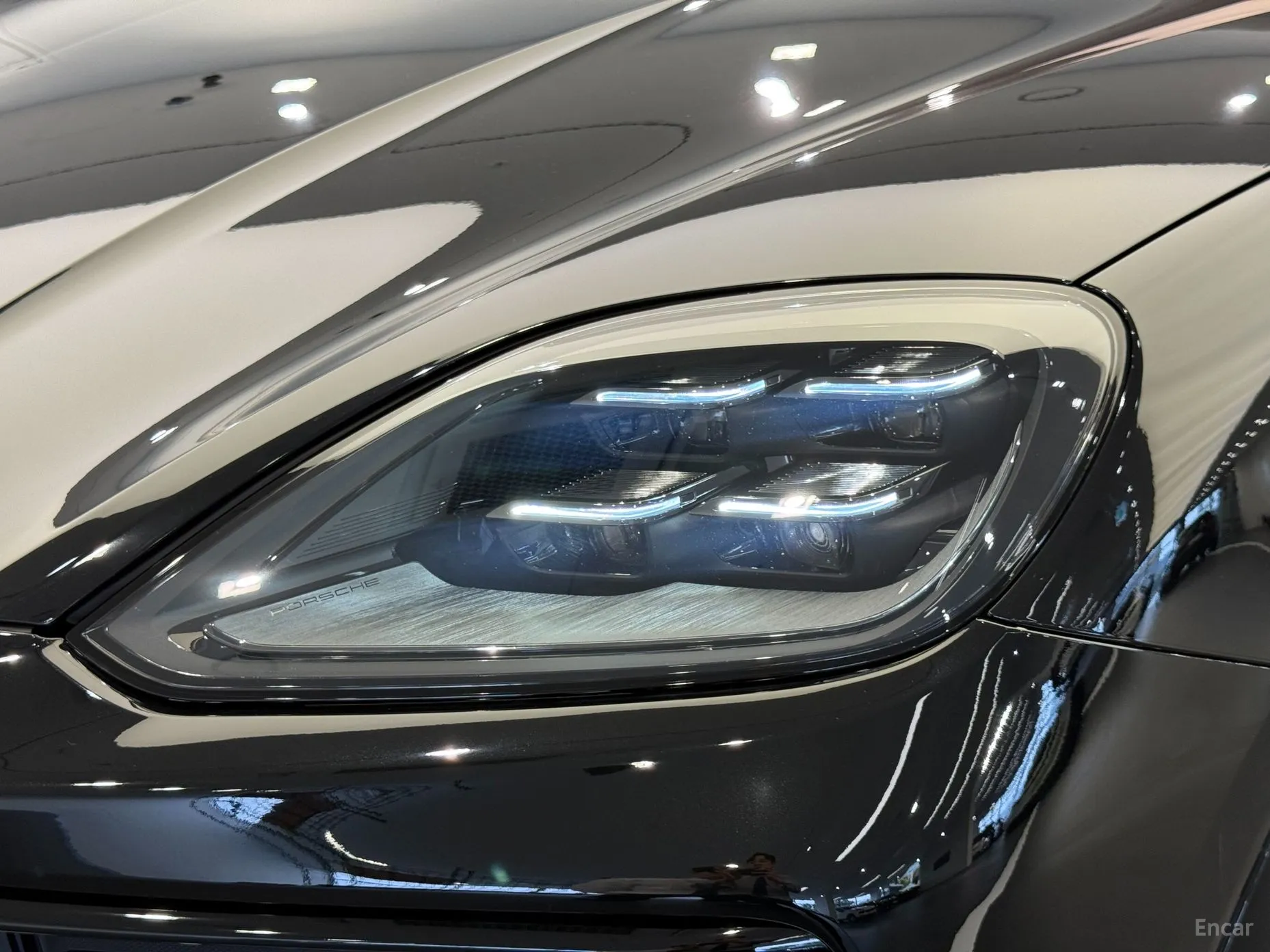 Porsche Cayenne (PO536) превью 20