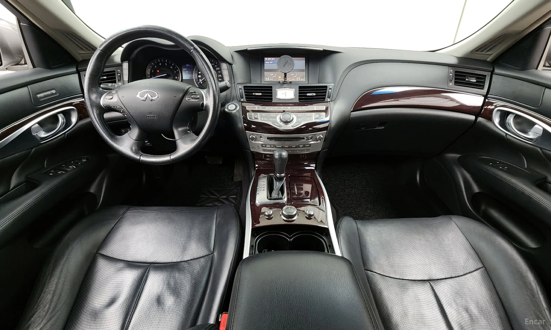 Infiniti M37 превью 7