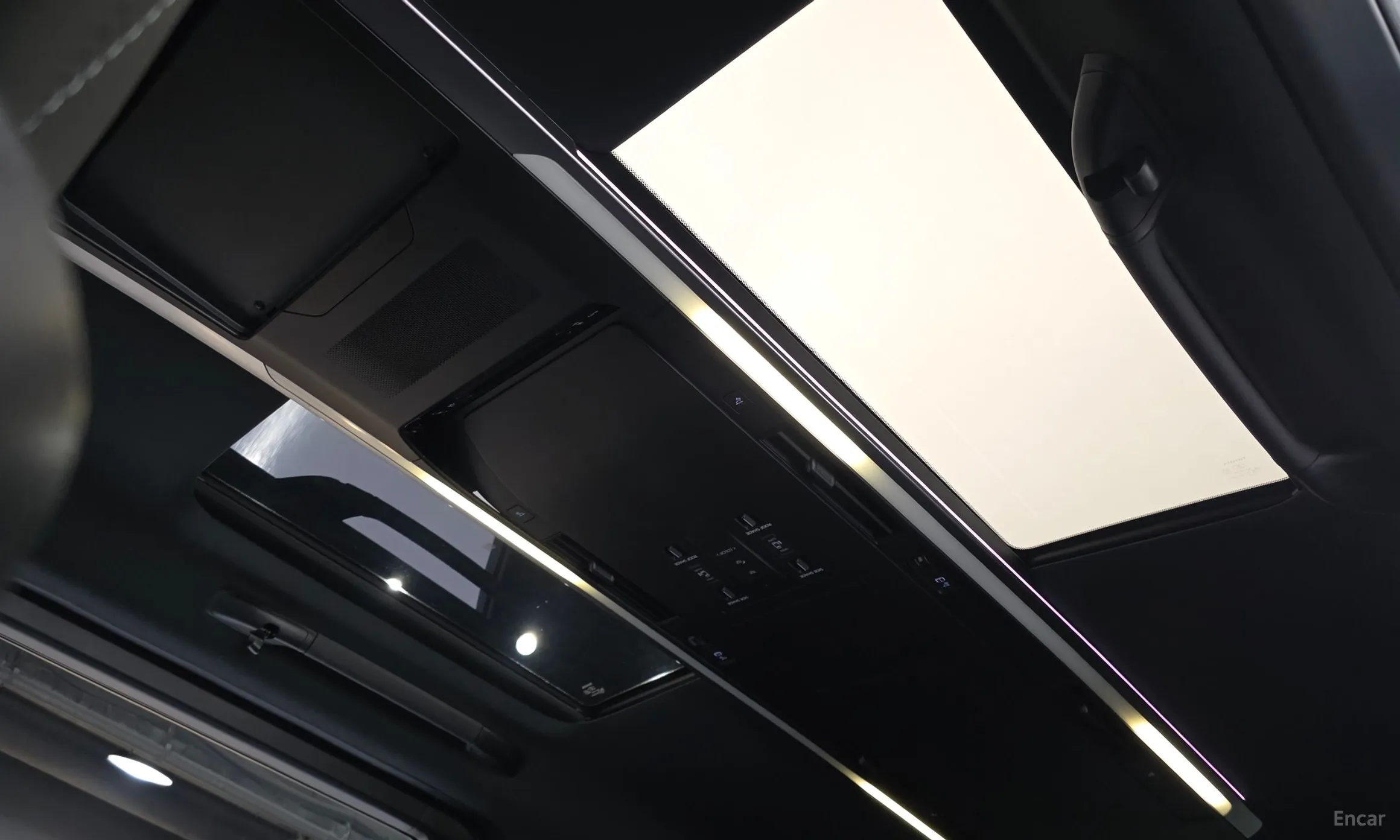 Toyota Alphard 4th Generation превью 19