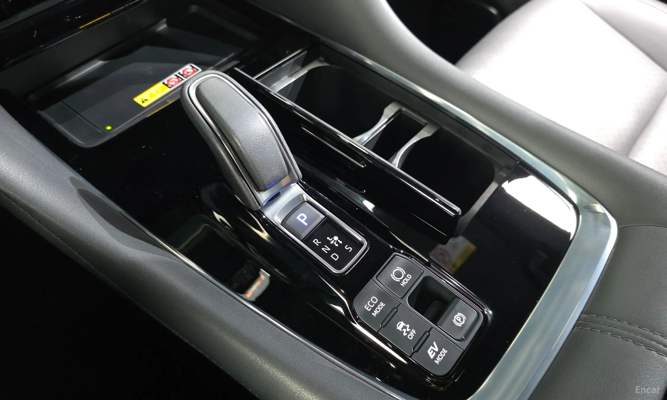 Toyota Alphard 4th Generation превью 9