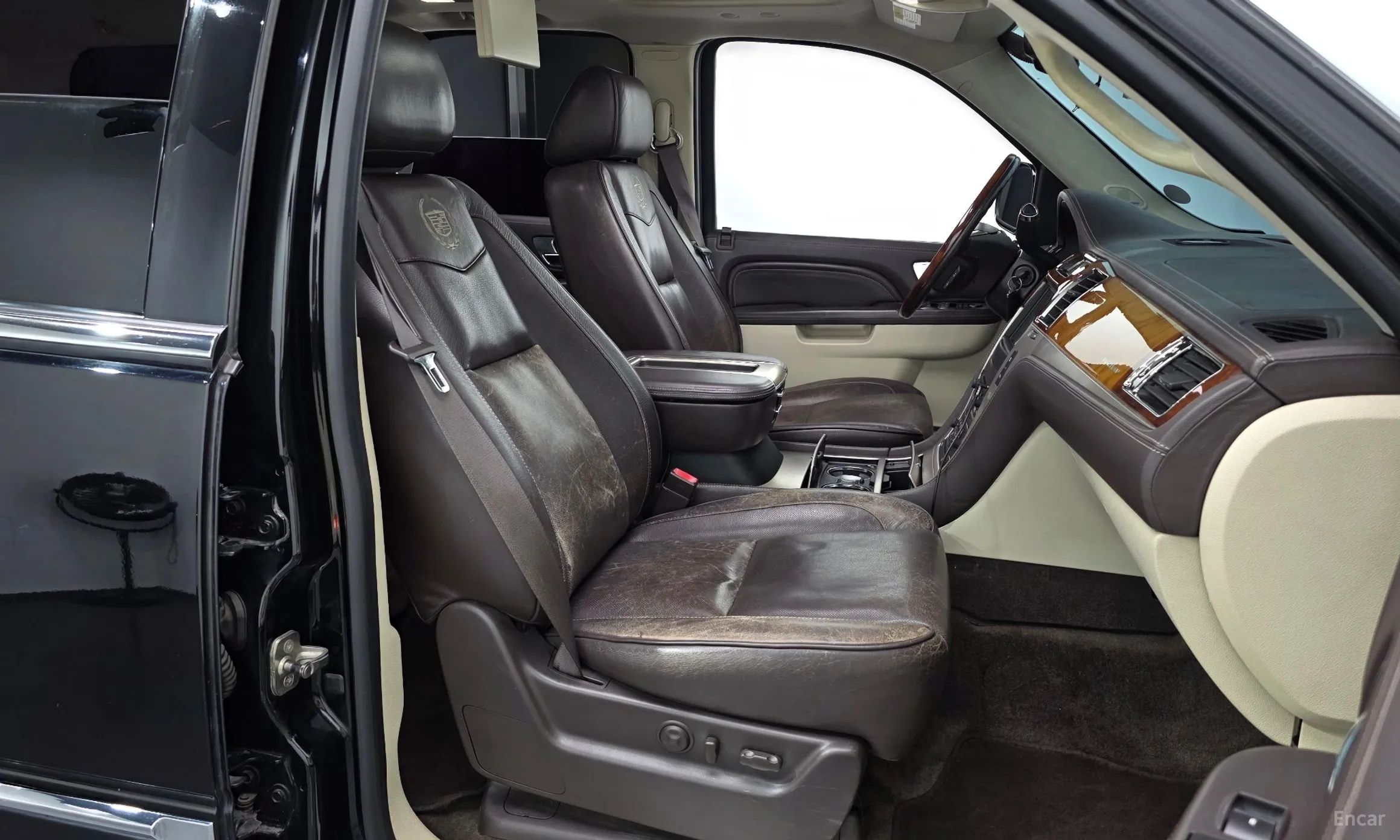 Cadillac Escalade превью 11