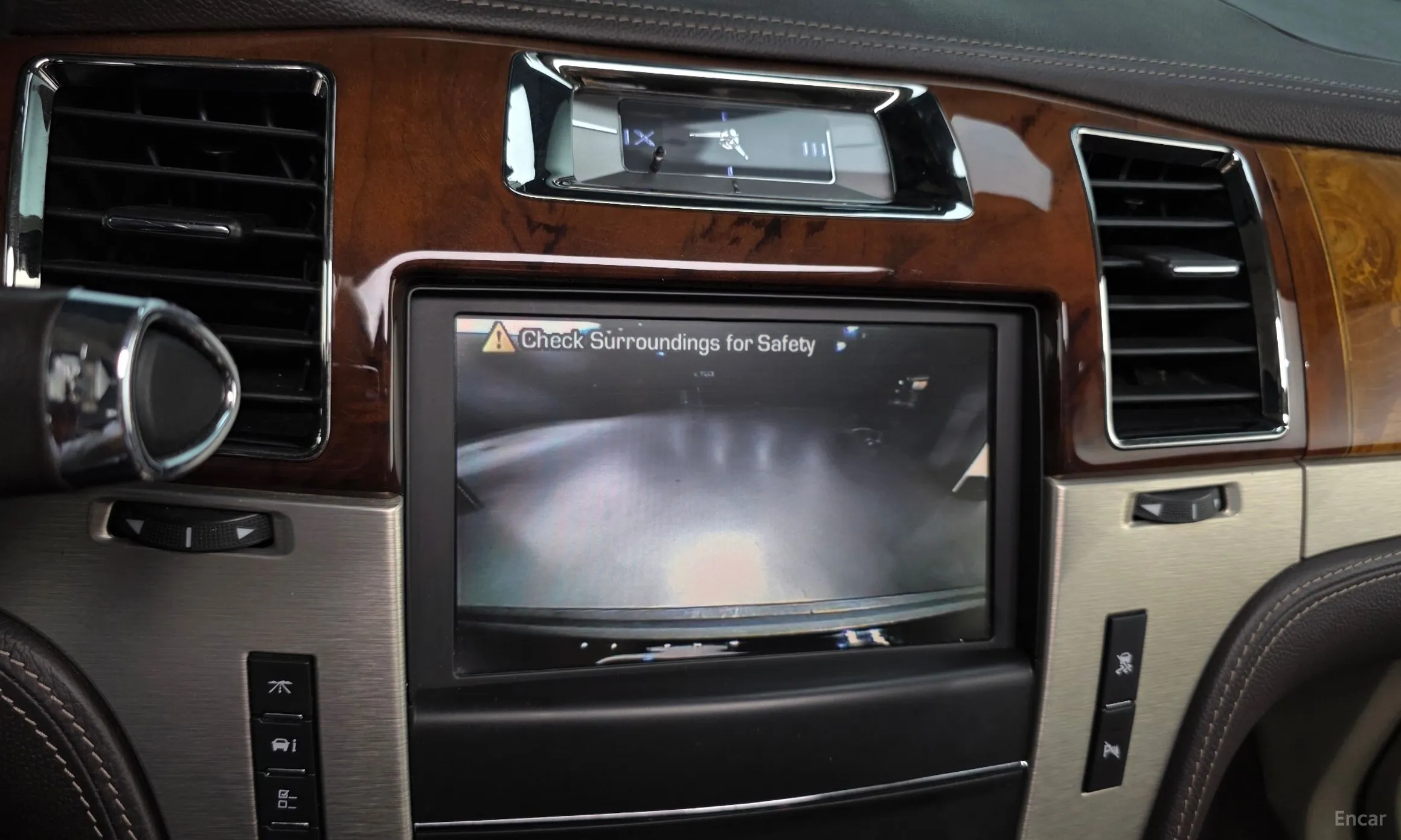 Cadillac Escalade превью 14