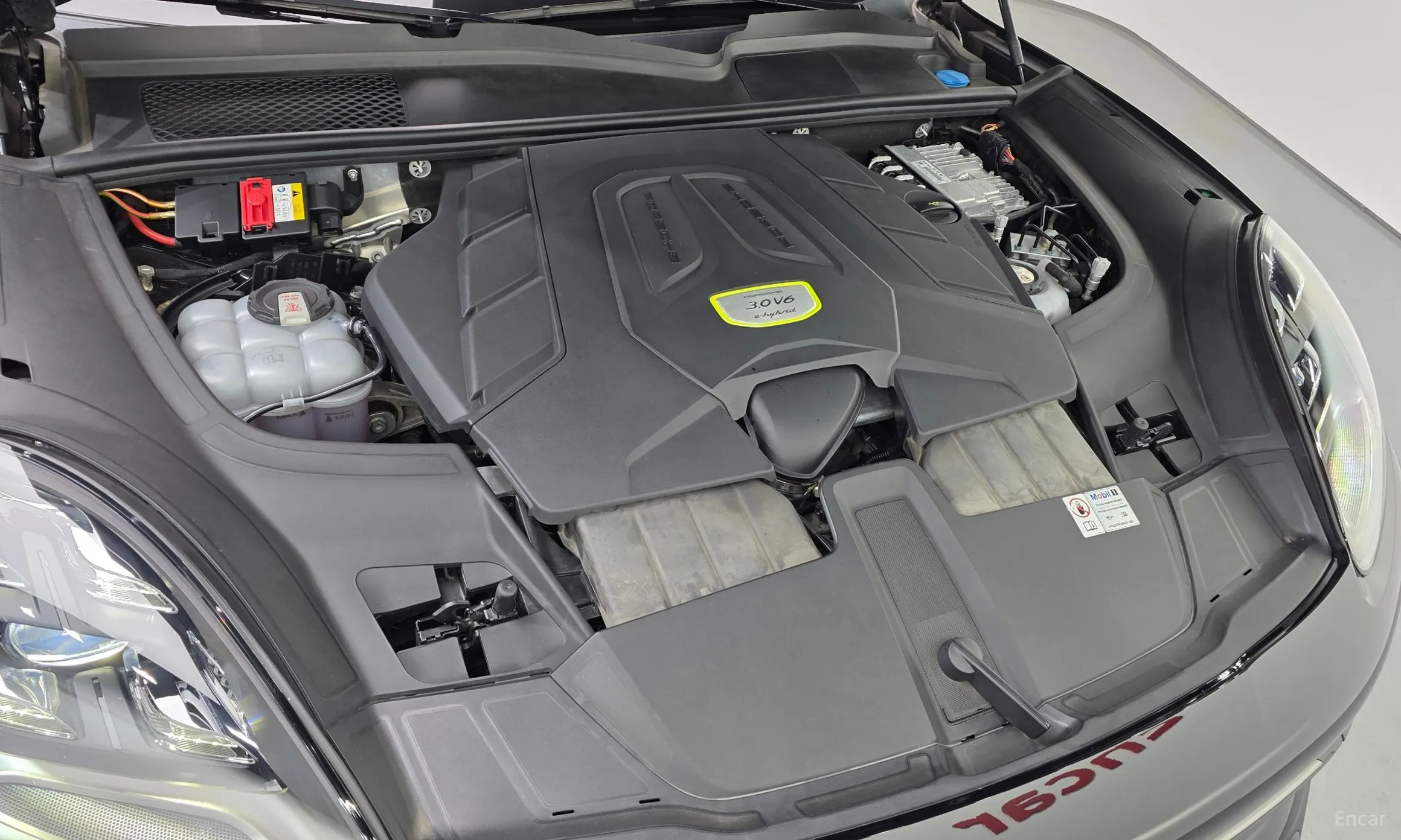 Porsche Cayenne (PO536) превью 6