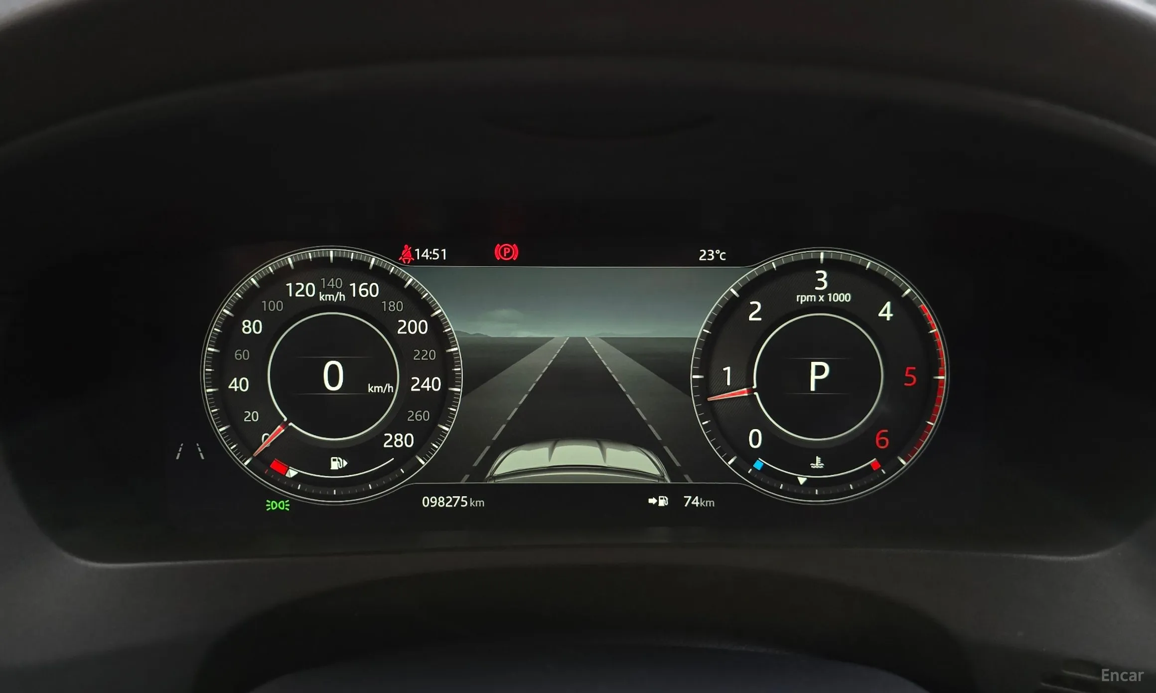 Jaguar F-PACE превью 8