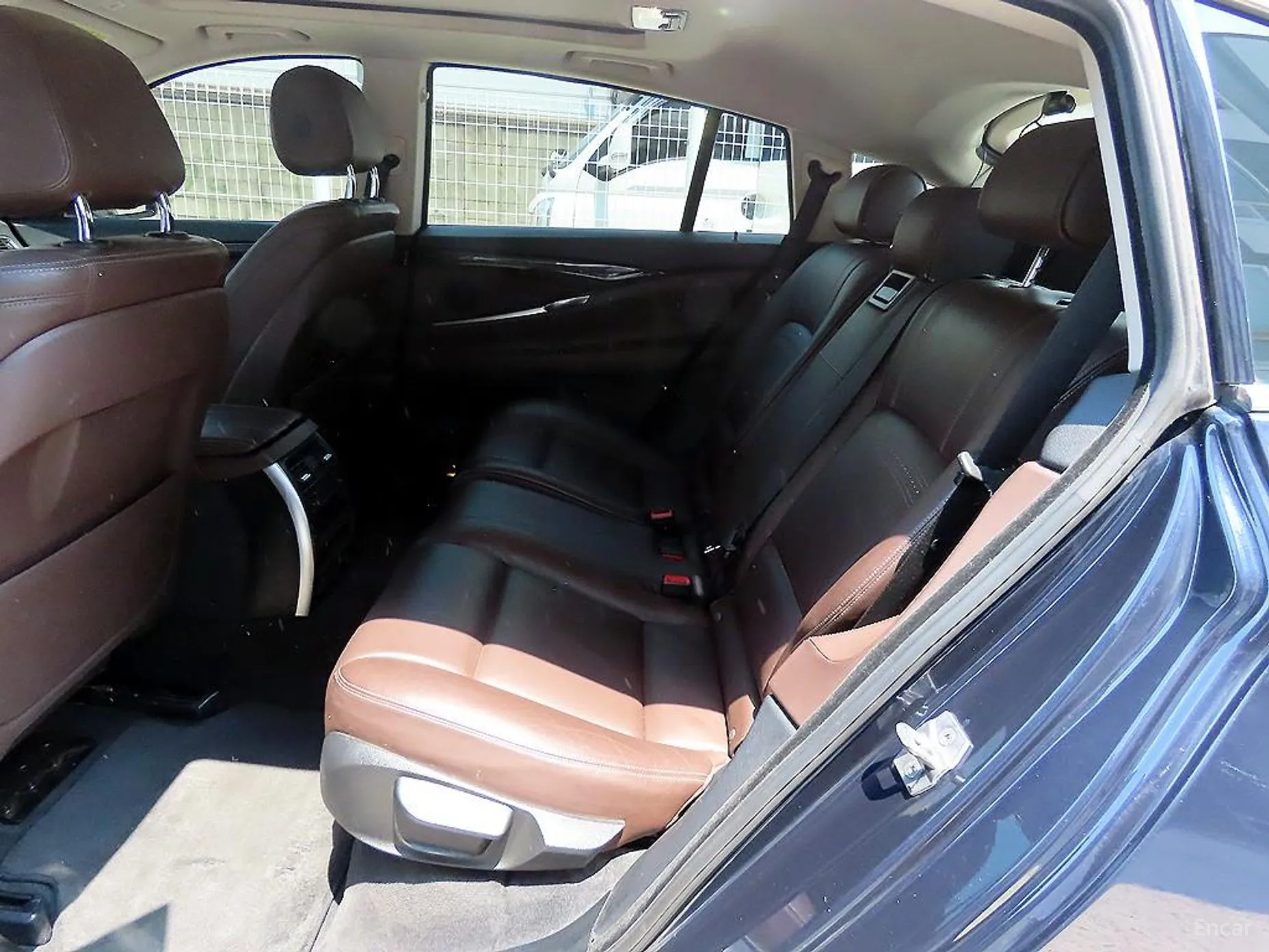 BMW 5 Series GT (F07) превью 6