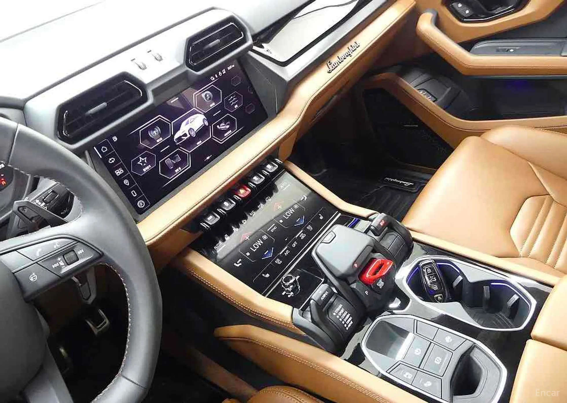 Lamborghini Urus превью 14