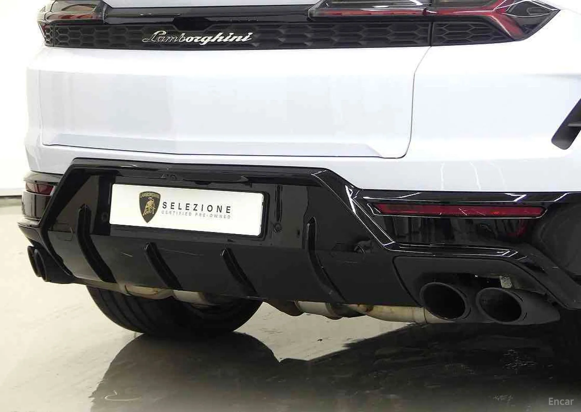 Lamborghini Urus превью 20
