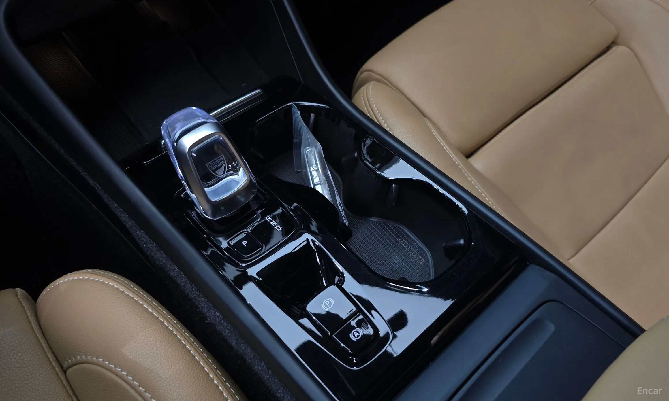 Volvo XC40 превью 9