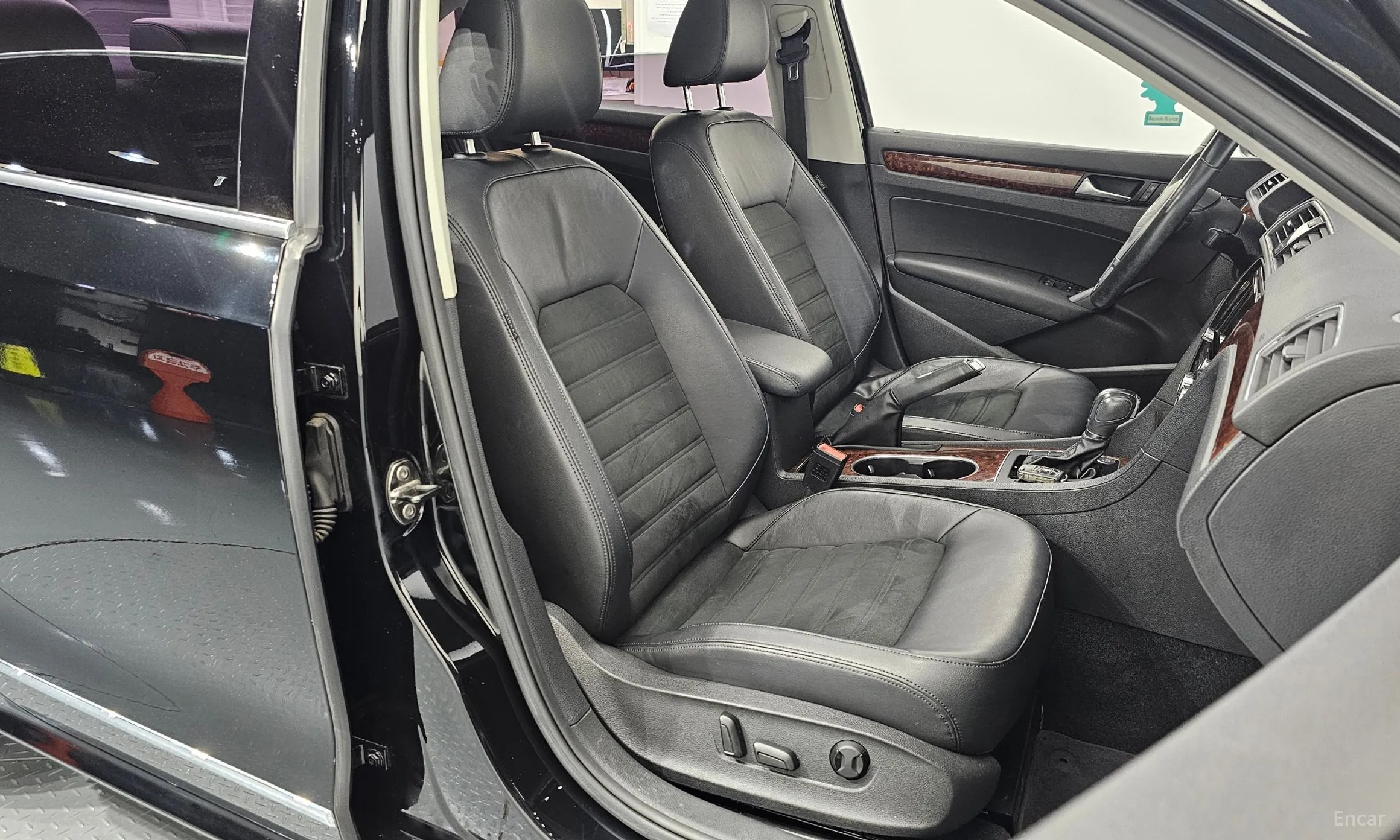 Volkswagen The New Passat превью 12