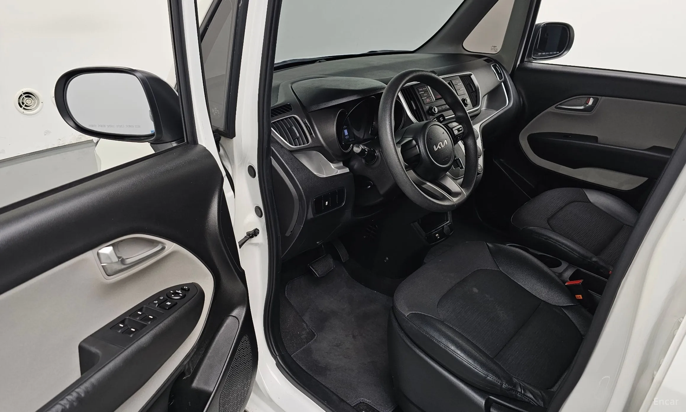 Kia Ray превью 10