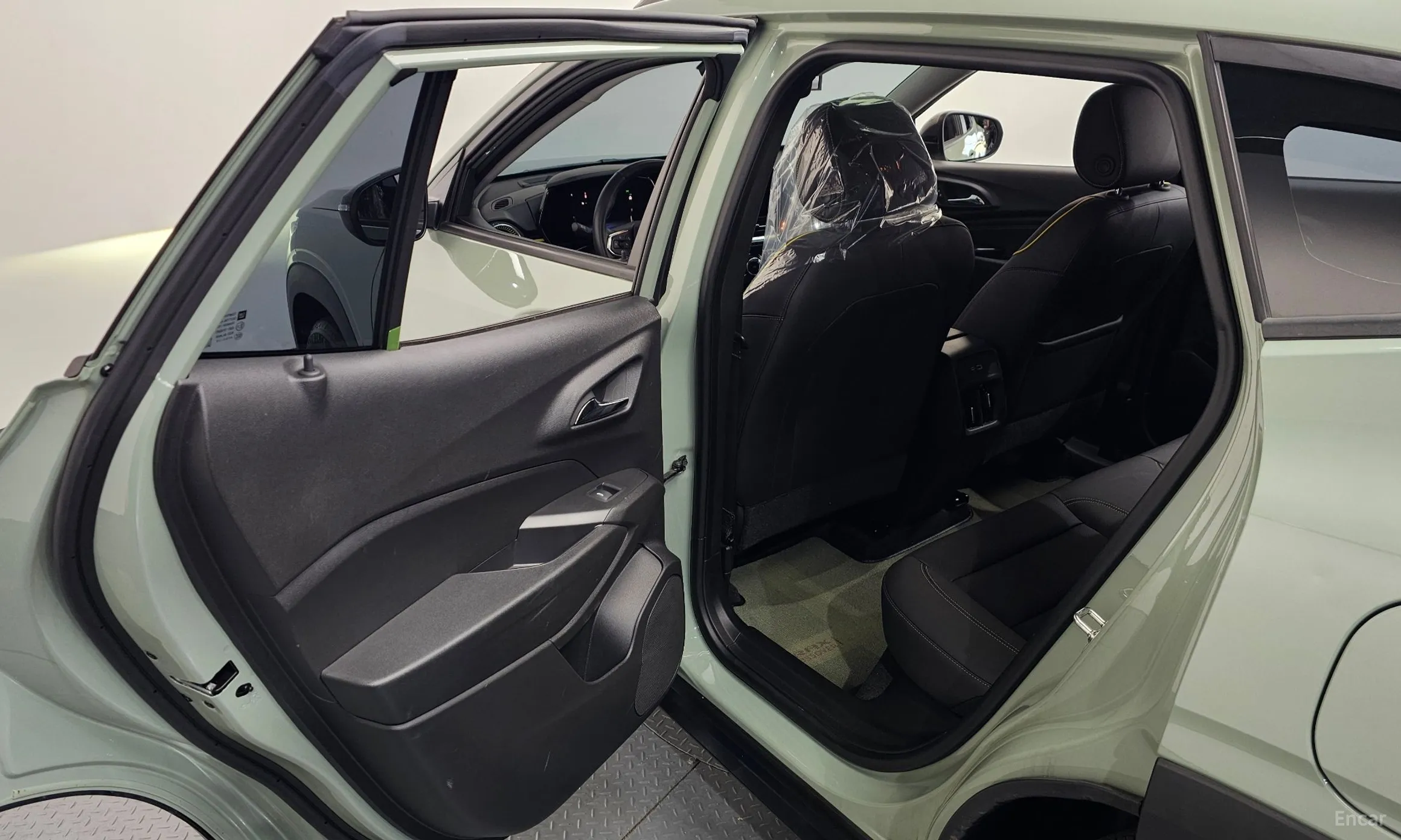 Chevrolet (GM Daewoo) Trax Crossover превью 12