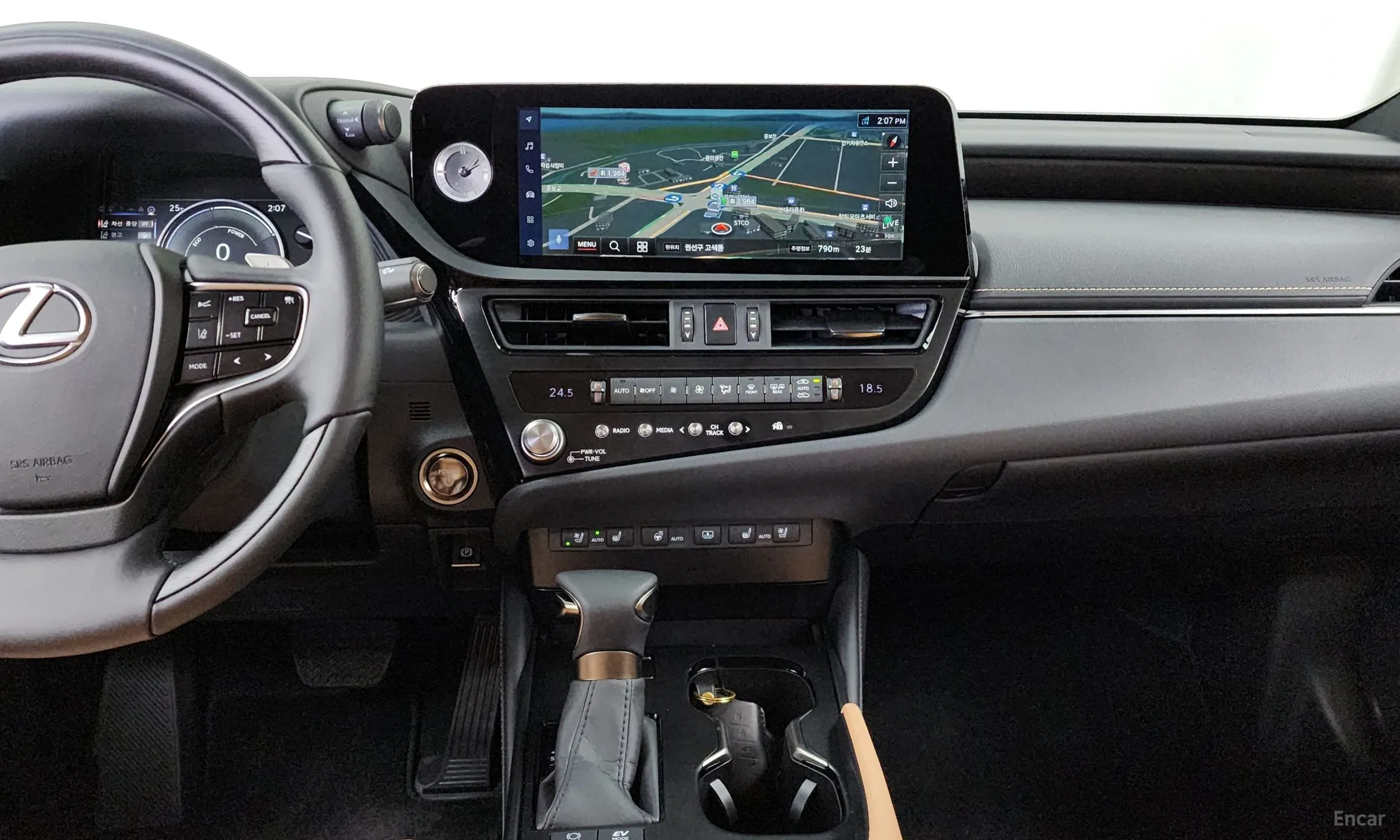 Lexus ES300h 7th Generation превью 14