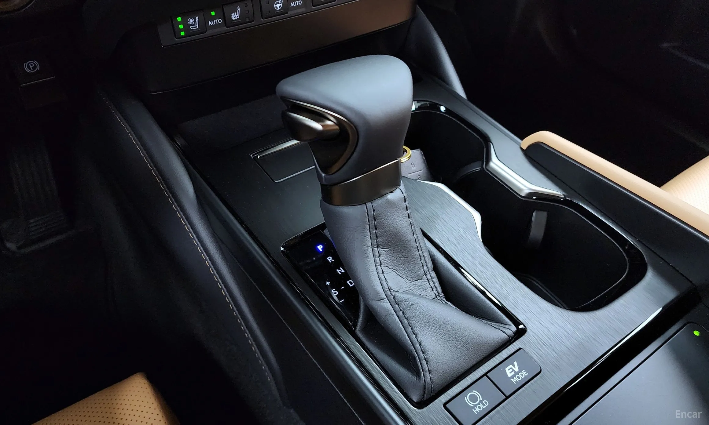 Lexus ES300h 7th Generation превью 9