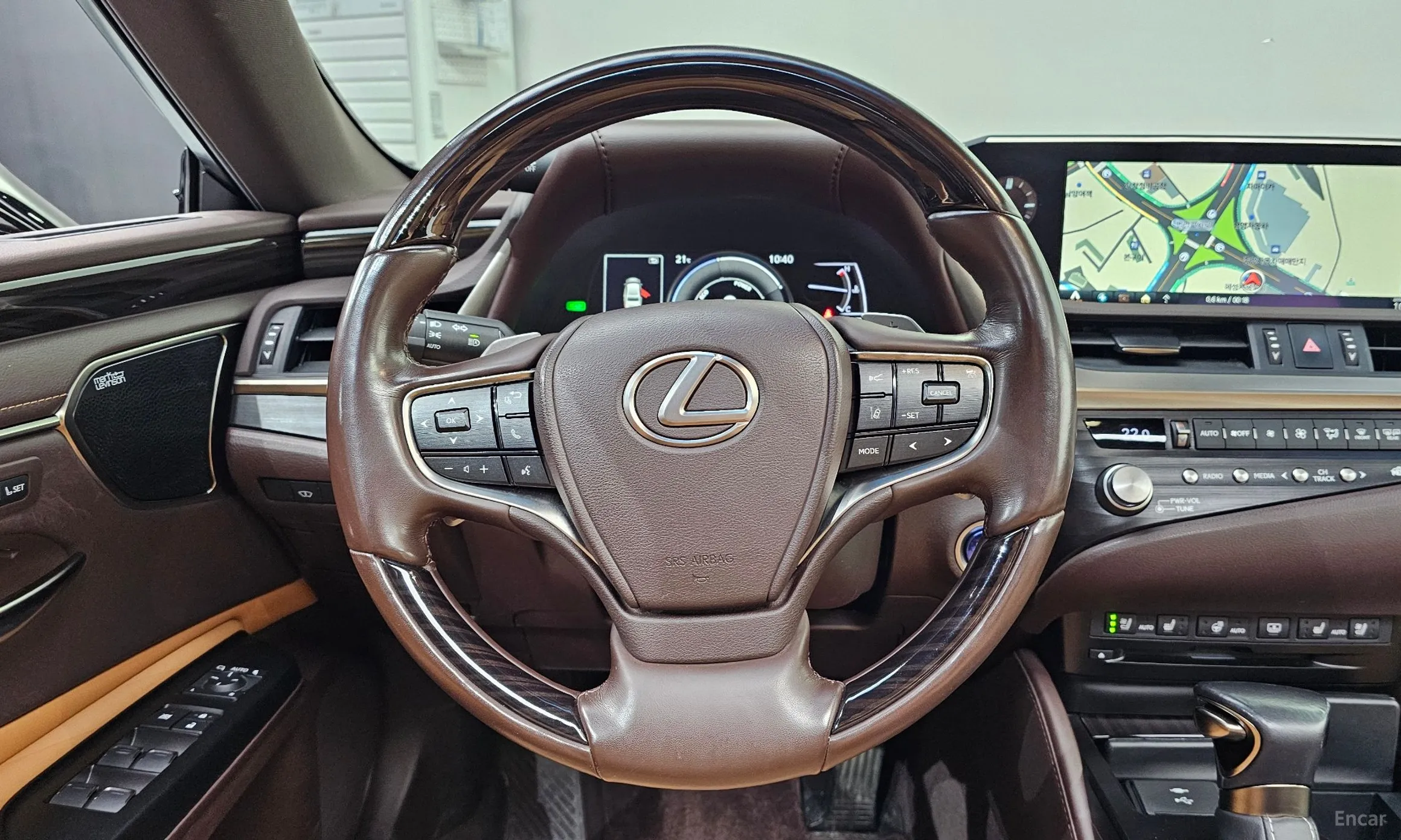 Lexus ES300h 7th Generation превью 13