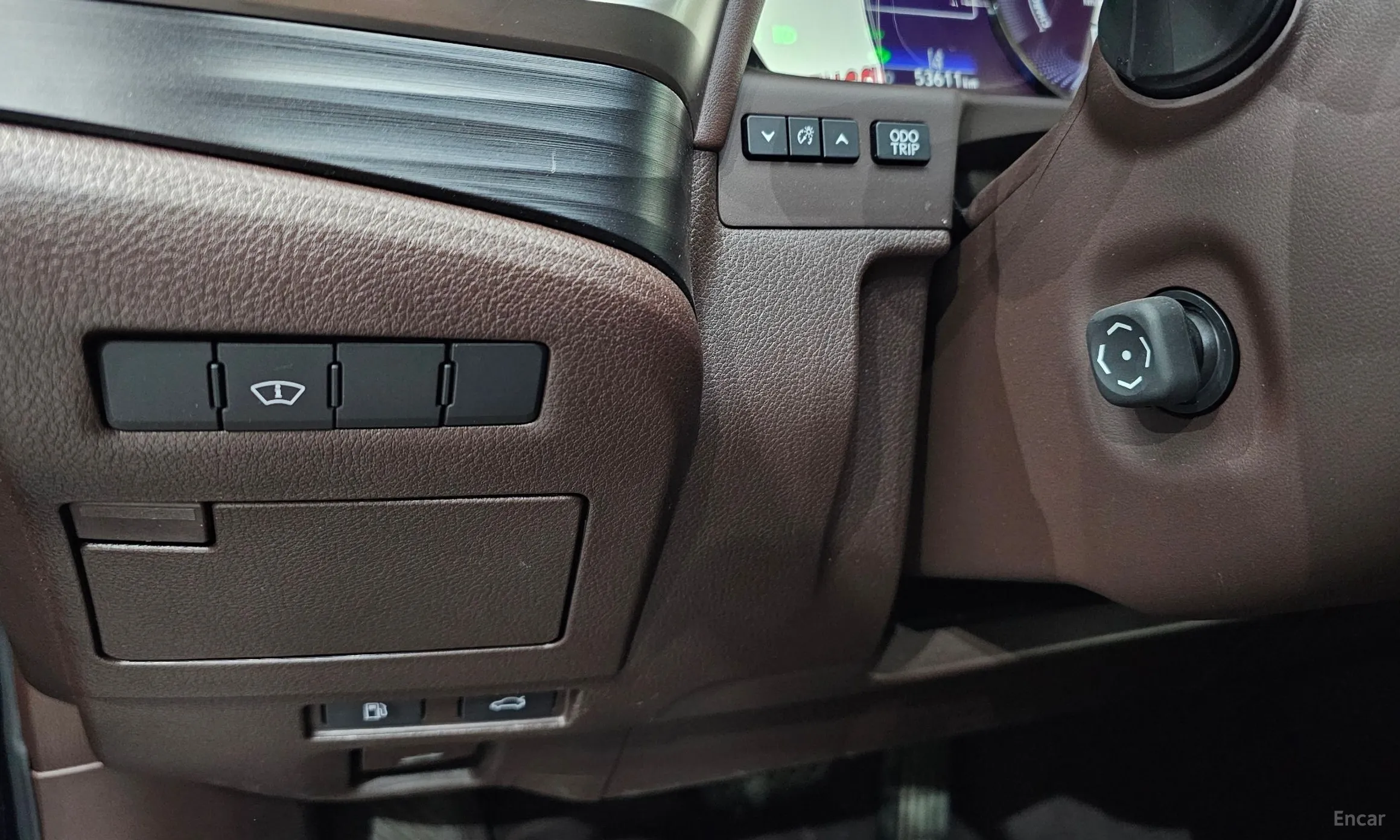 Lexus ES300h 7th Generation превью 16