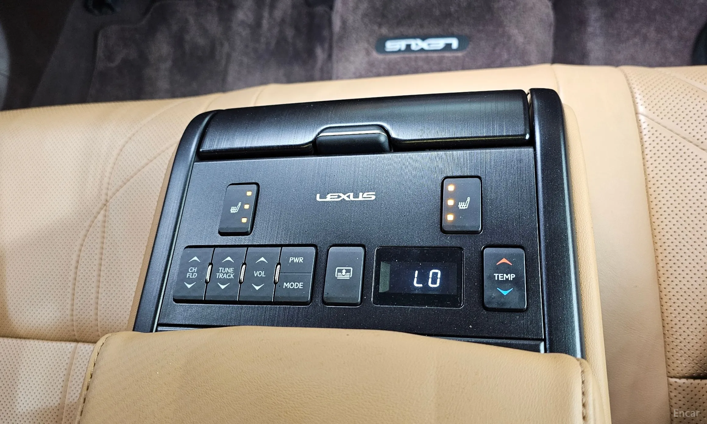 Lexus ES300h 7th Generation превью 18