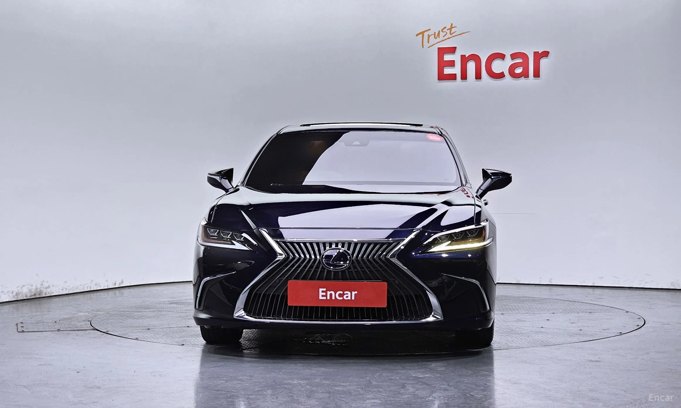 Lexus ES300h 7th Generation превью 3
