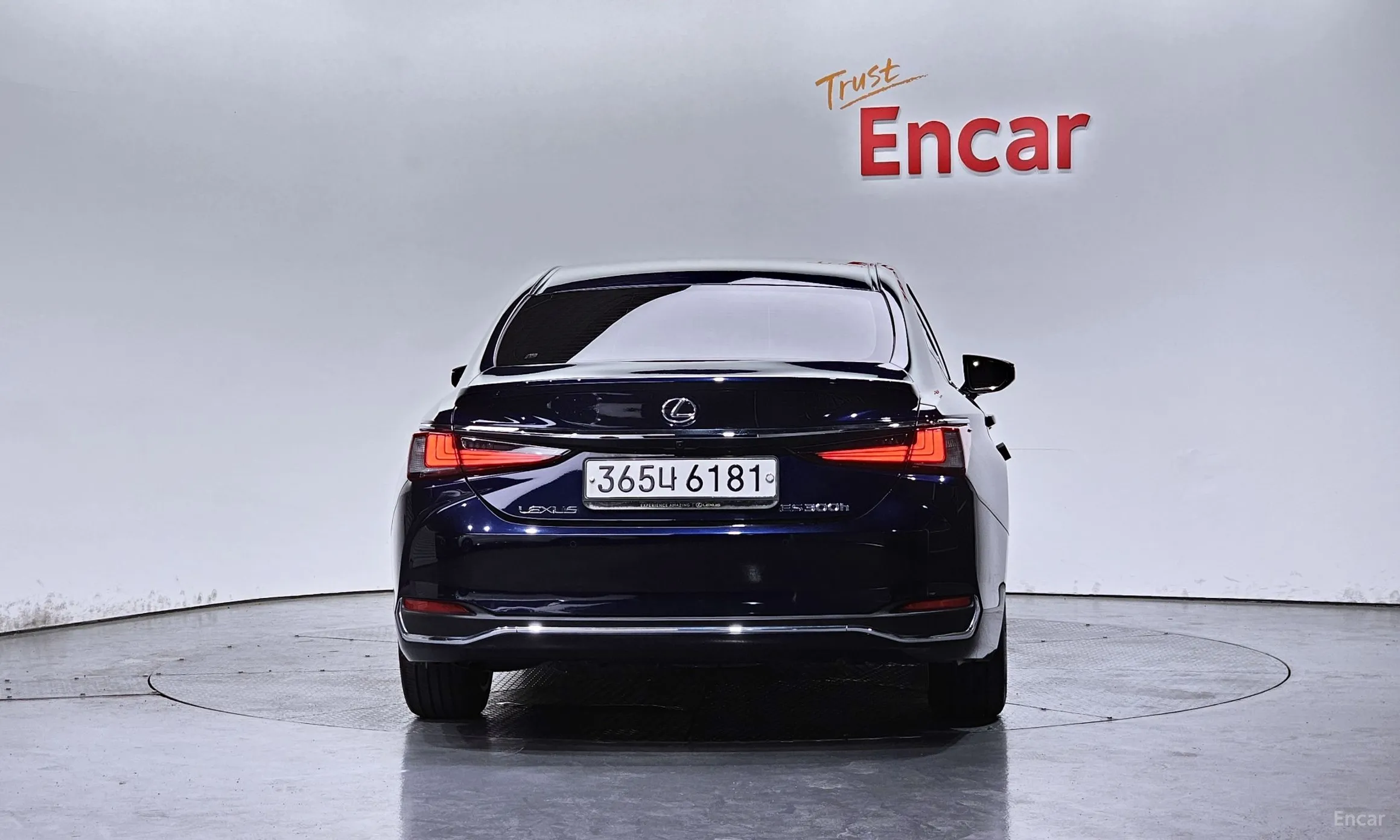 Lexus ES300h 7th Generation превью 4