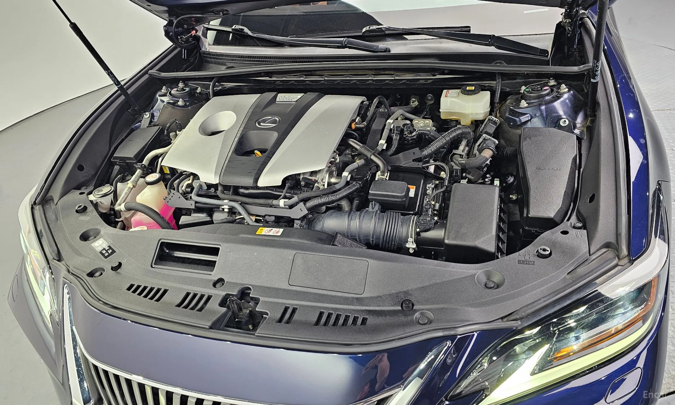 Lexus ES300h 7th Generation превью 6